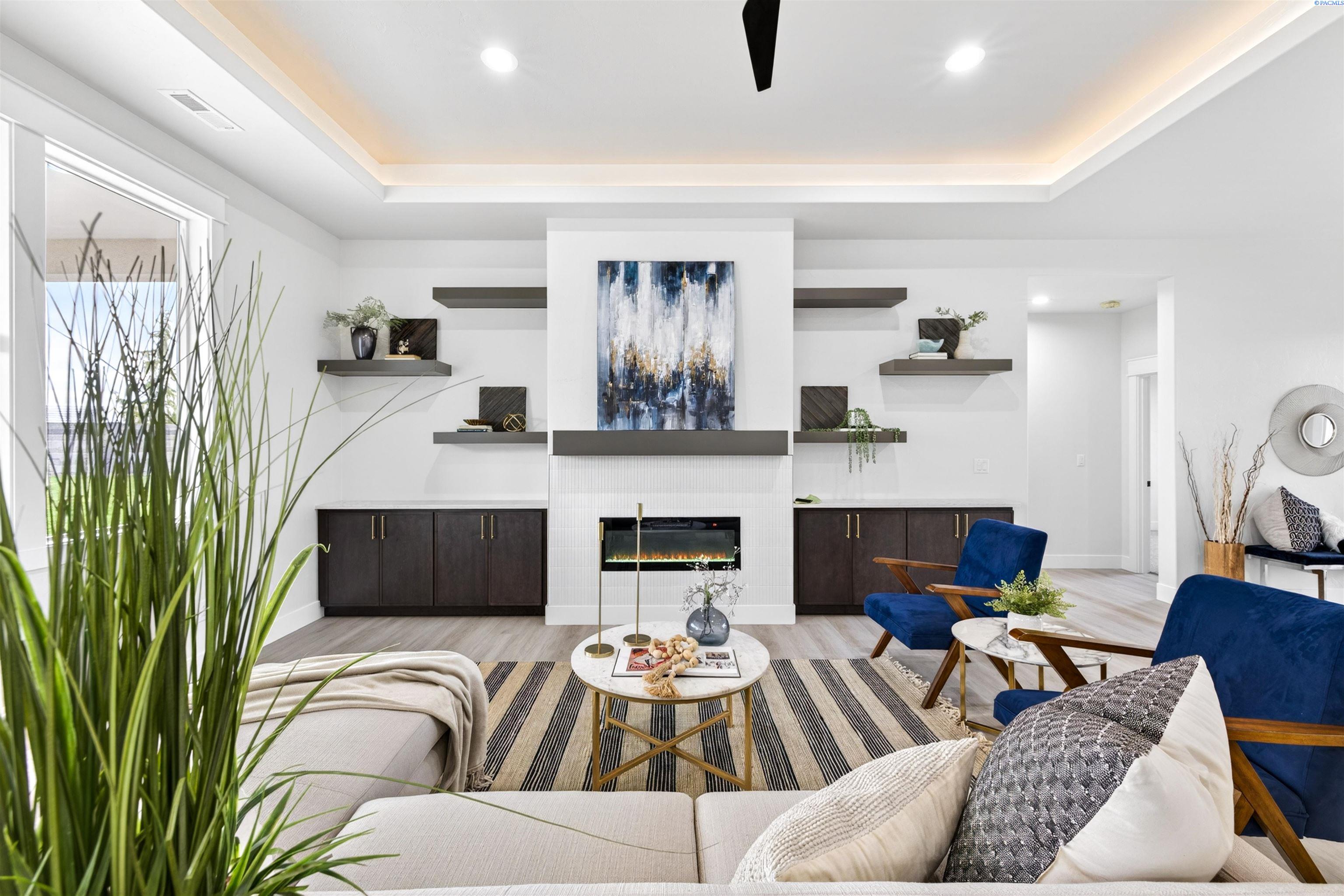 7712 Allison Ct, Pasco, WA 99301