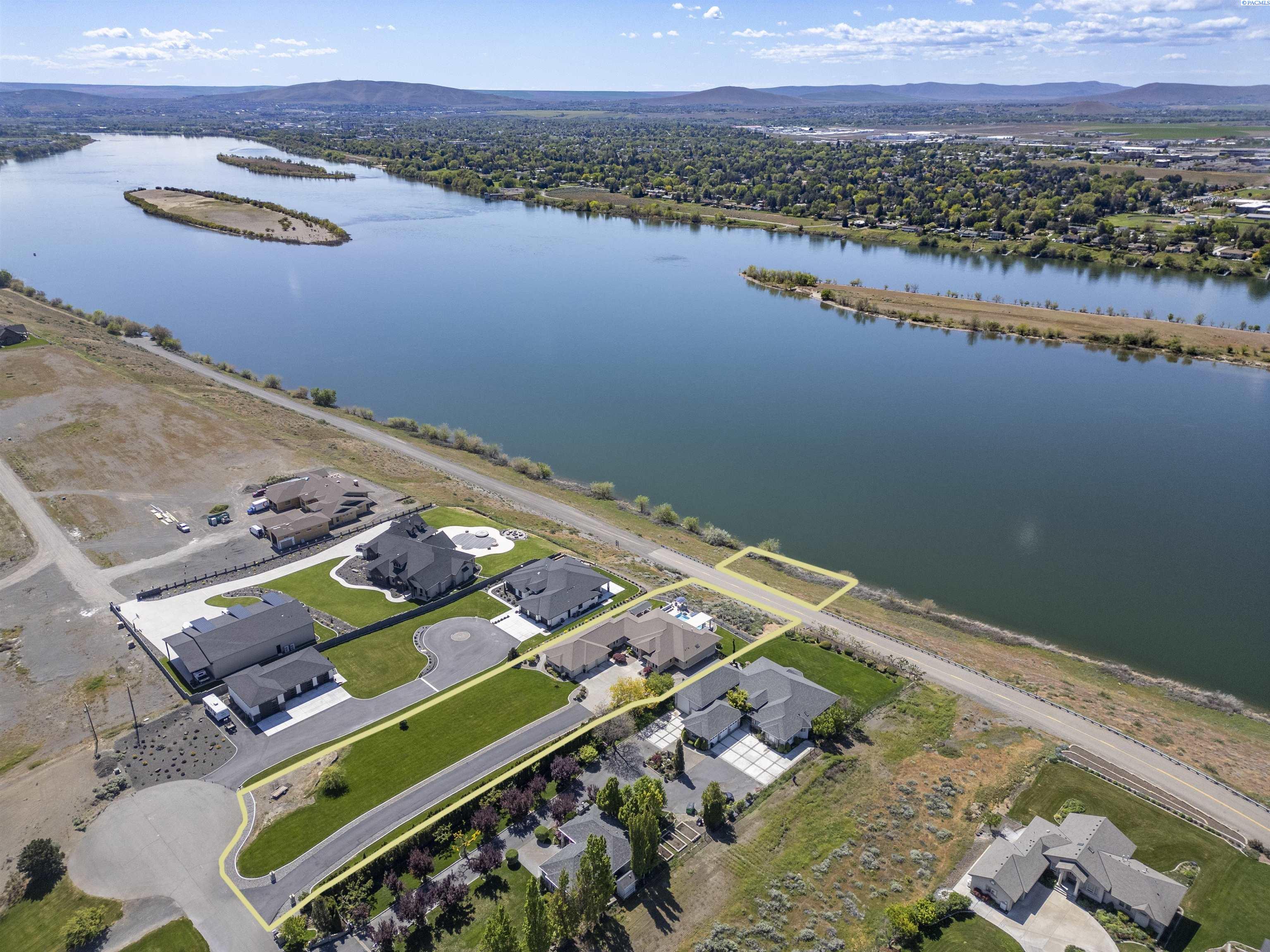 170 Alta Ln, Pasco, WA 99301