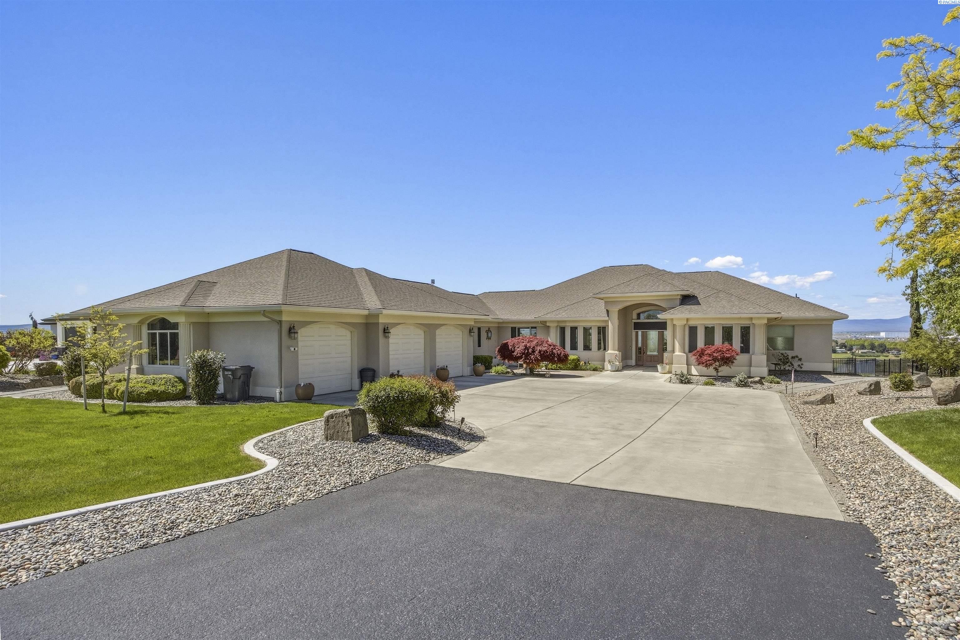 170 Alta Ln, Pasco, WA 99301