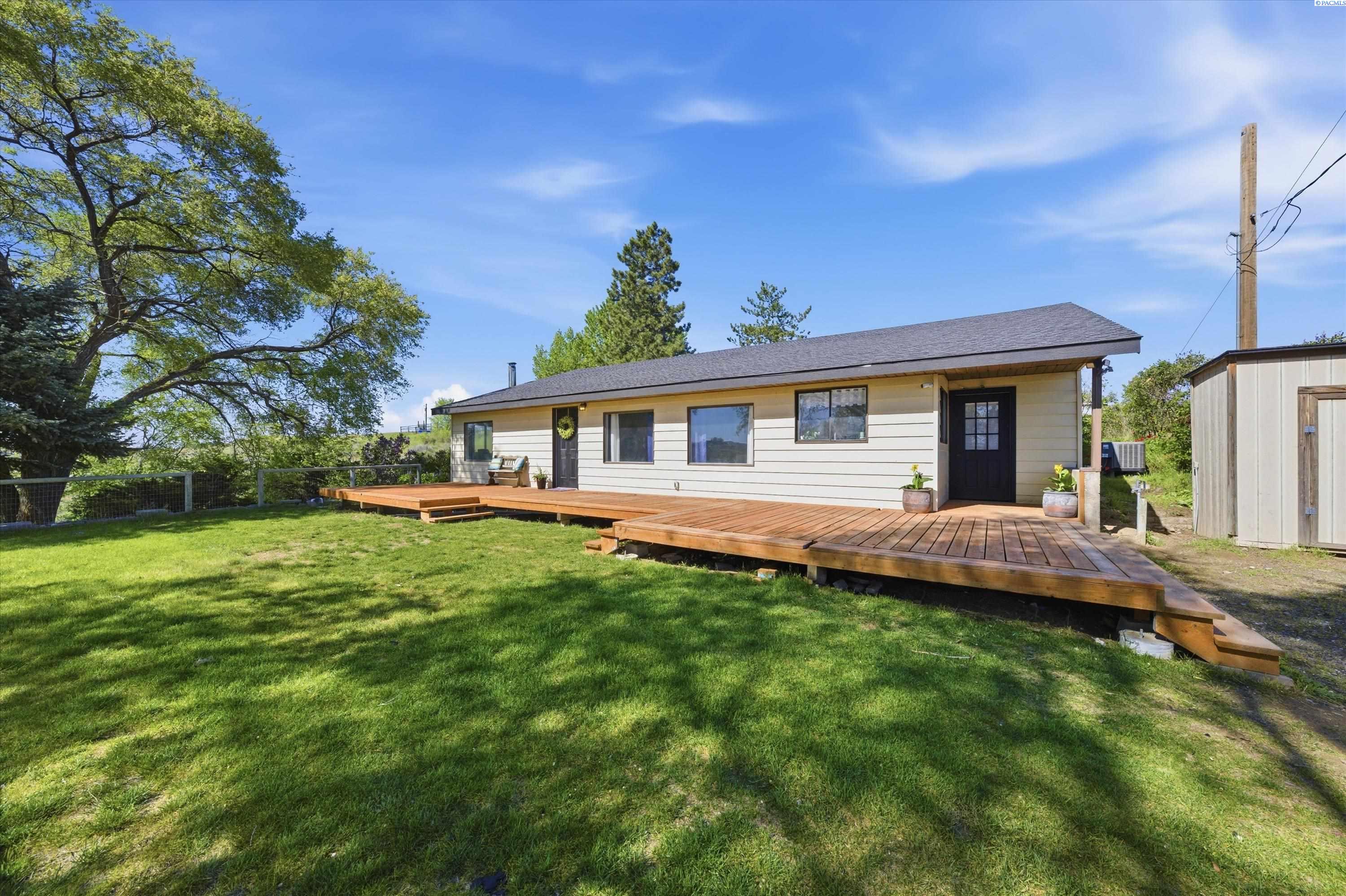 351 Eltopia West, Eltopia, WA 99330