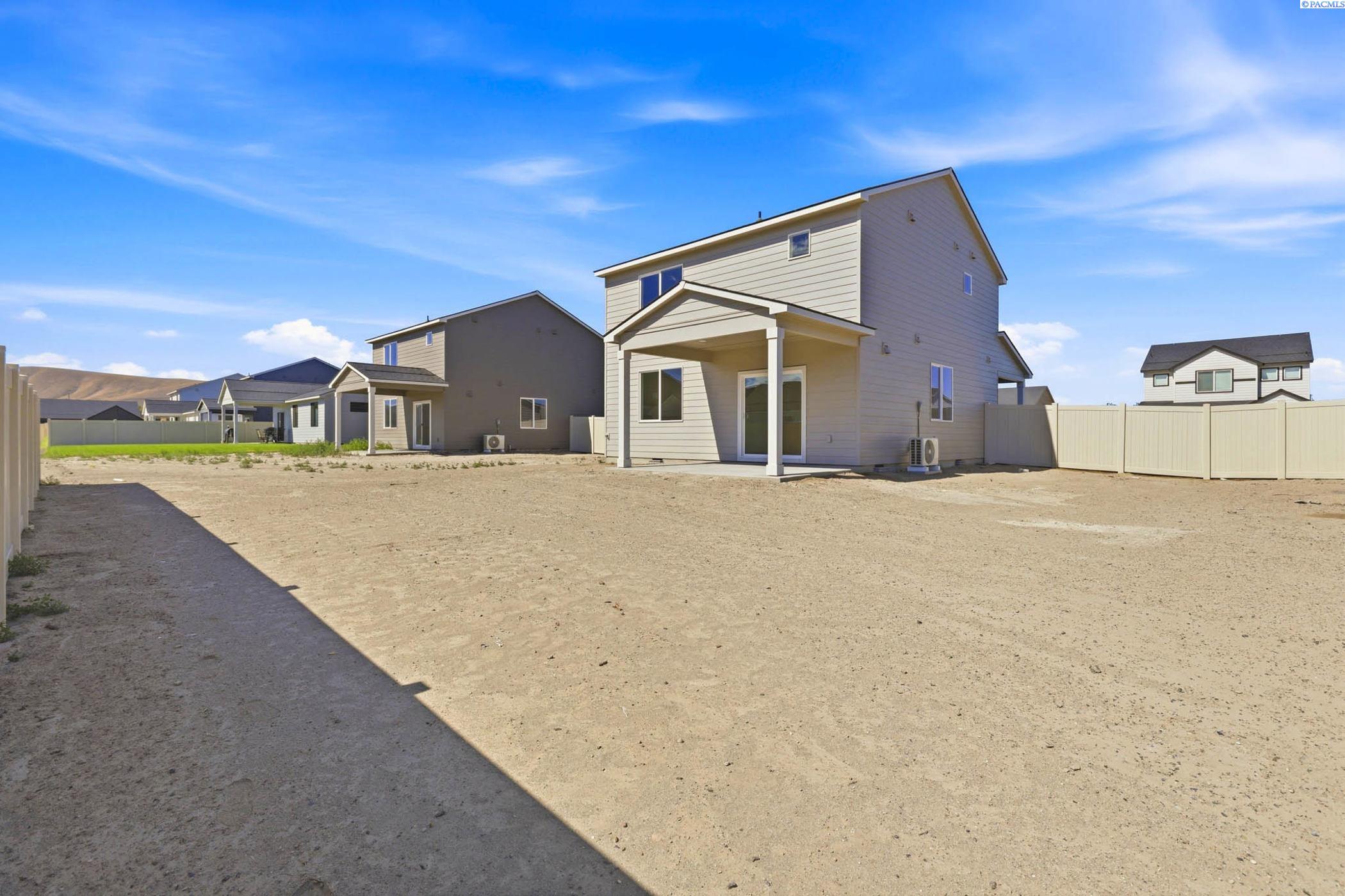 1210 18th St, Benton City, WA 99320