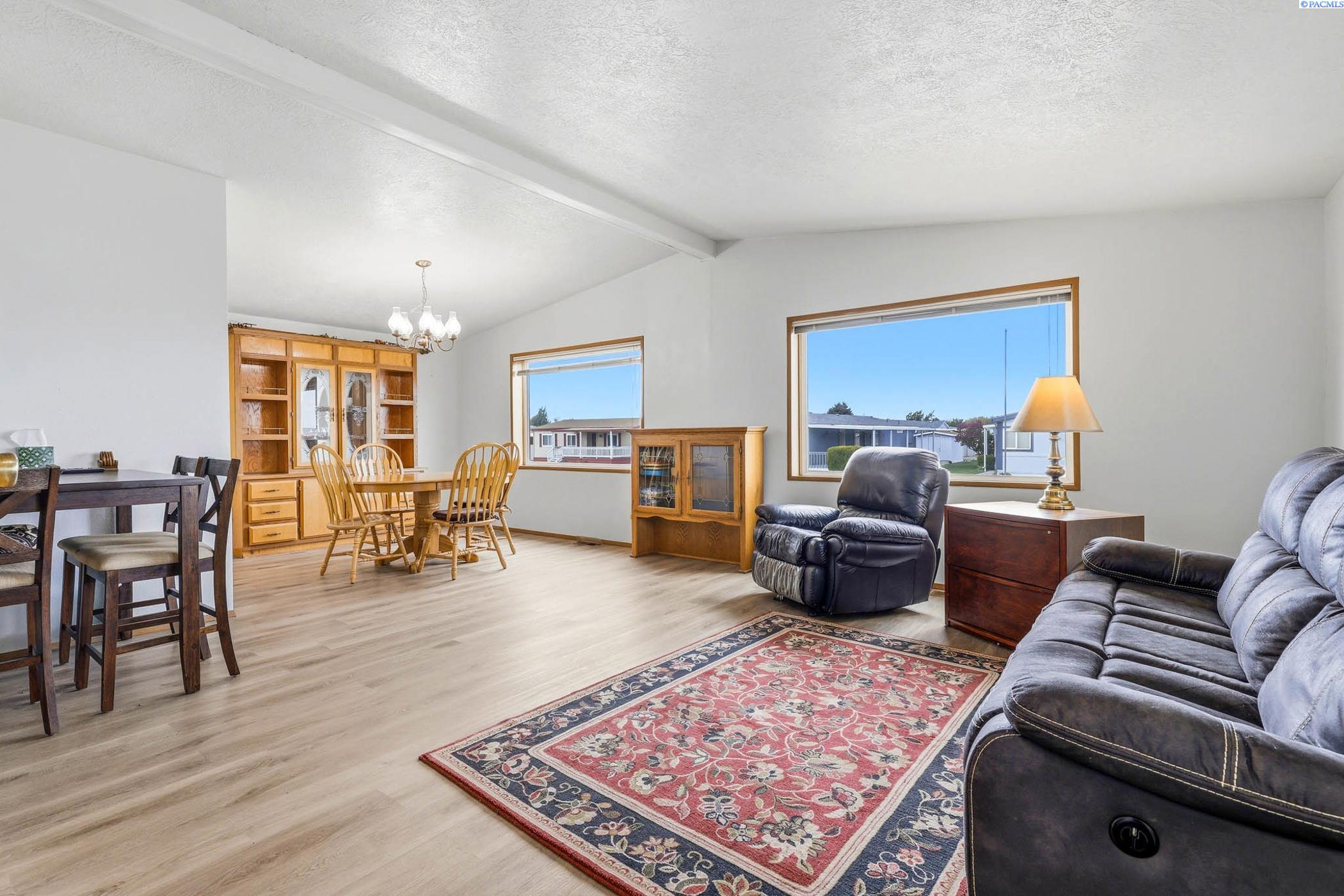 312 Columbia Center Blvd #43 #43, Kennewick, WA 99336