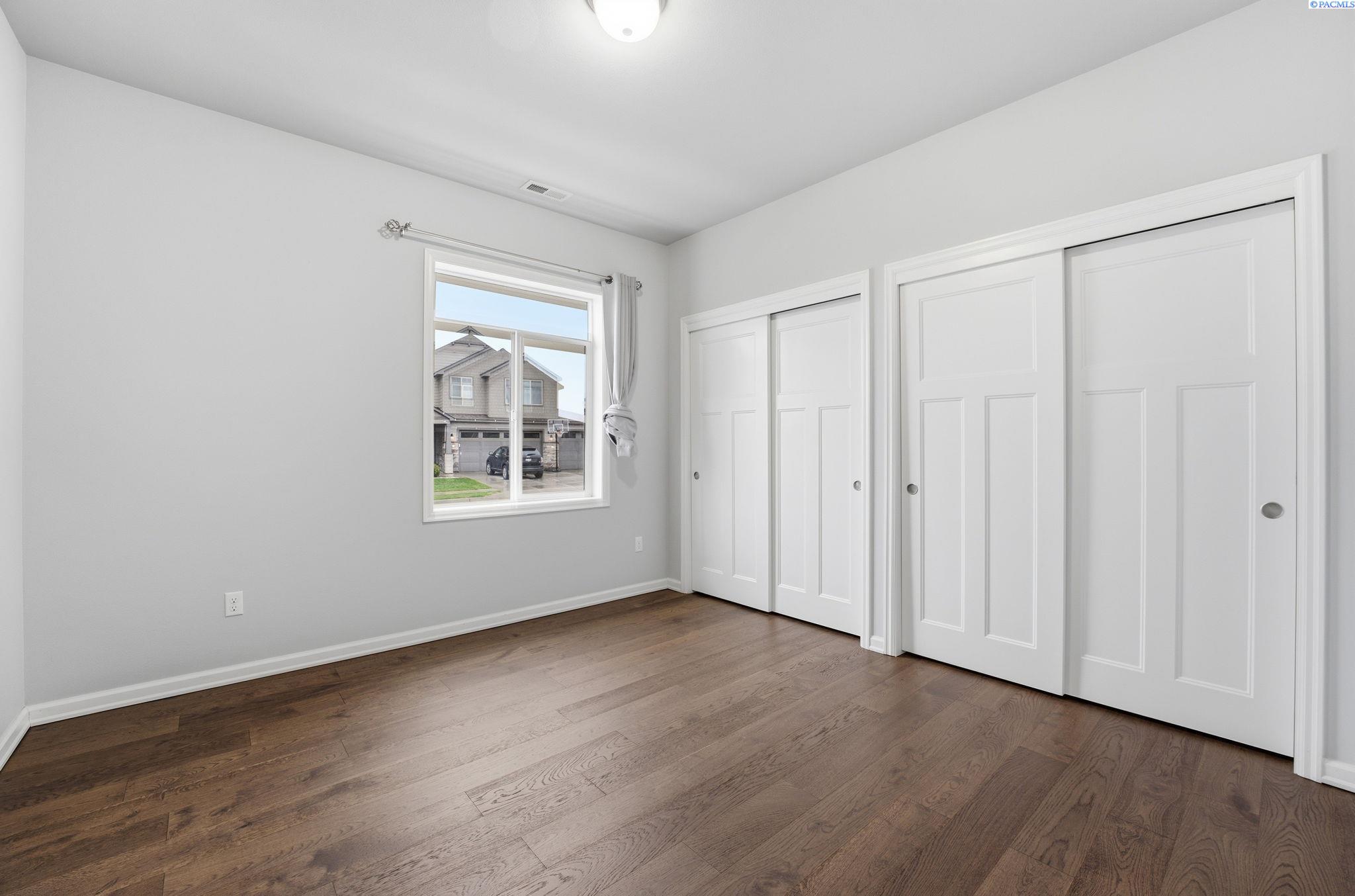 1187 Nevada St, Kennewick, WA 99336