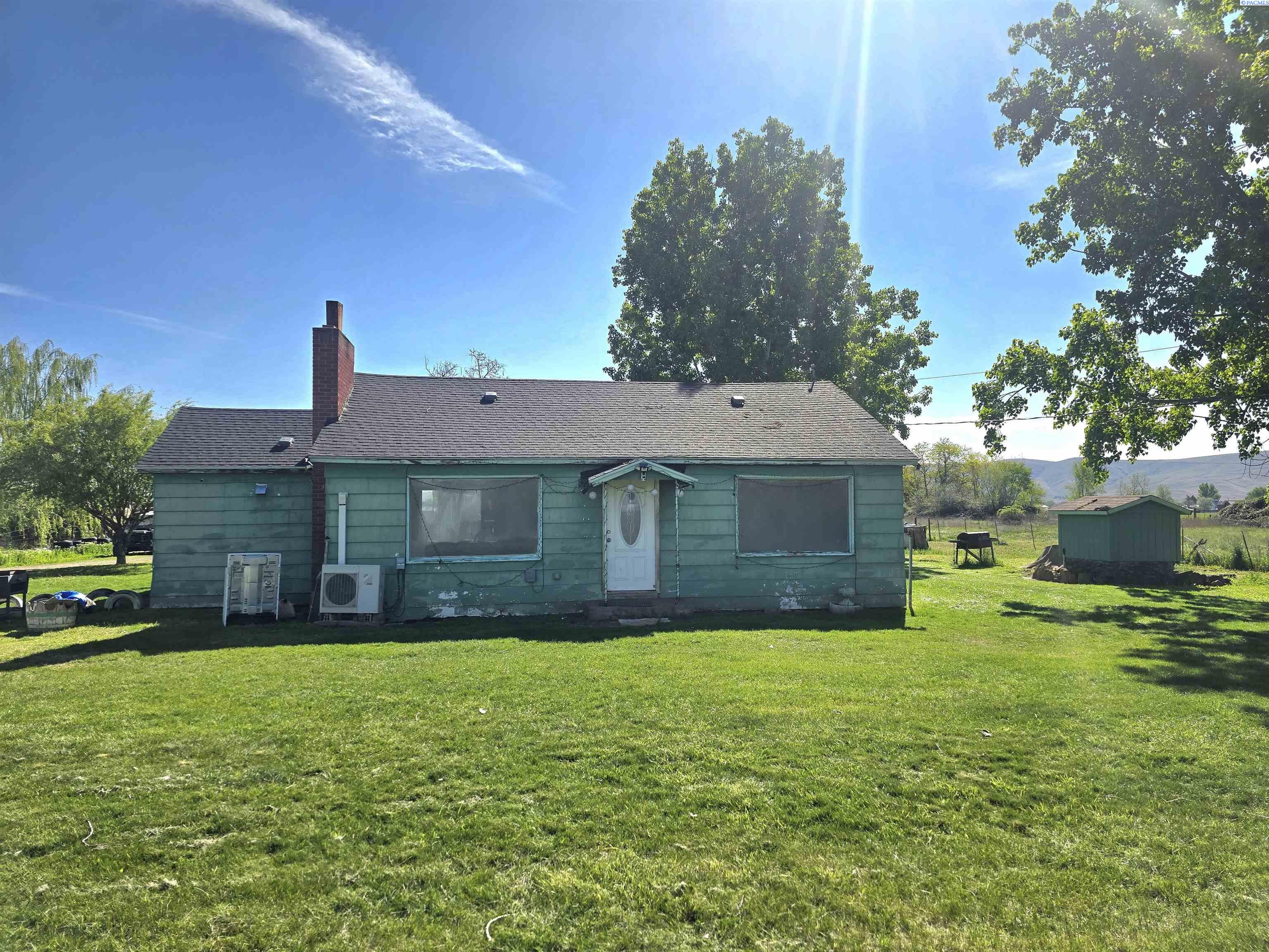 3301 Wilgus Rd, Prosser, WA 99350