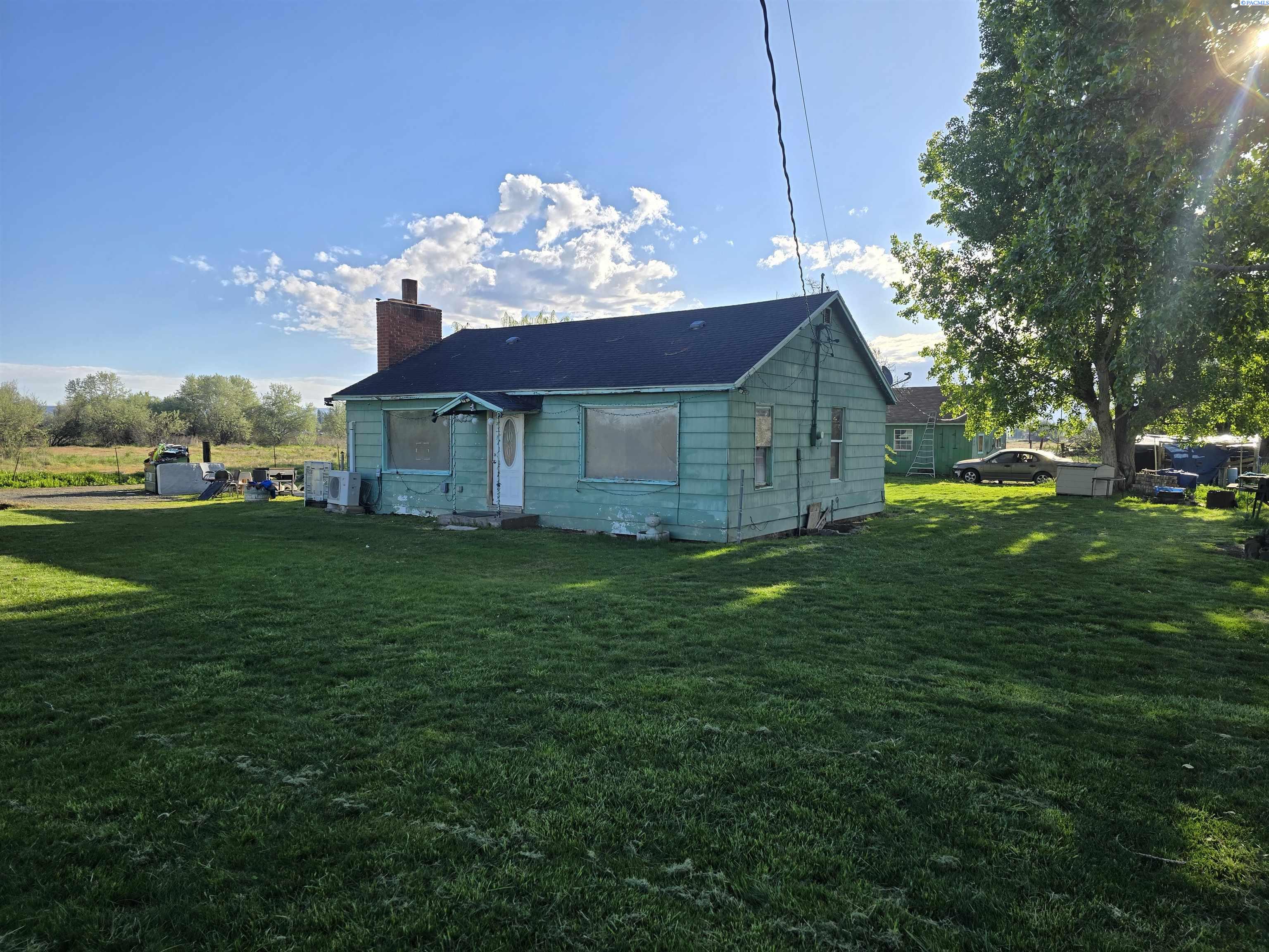 3301 Wilgus Rd, Prosser, WA 99350