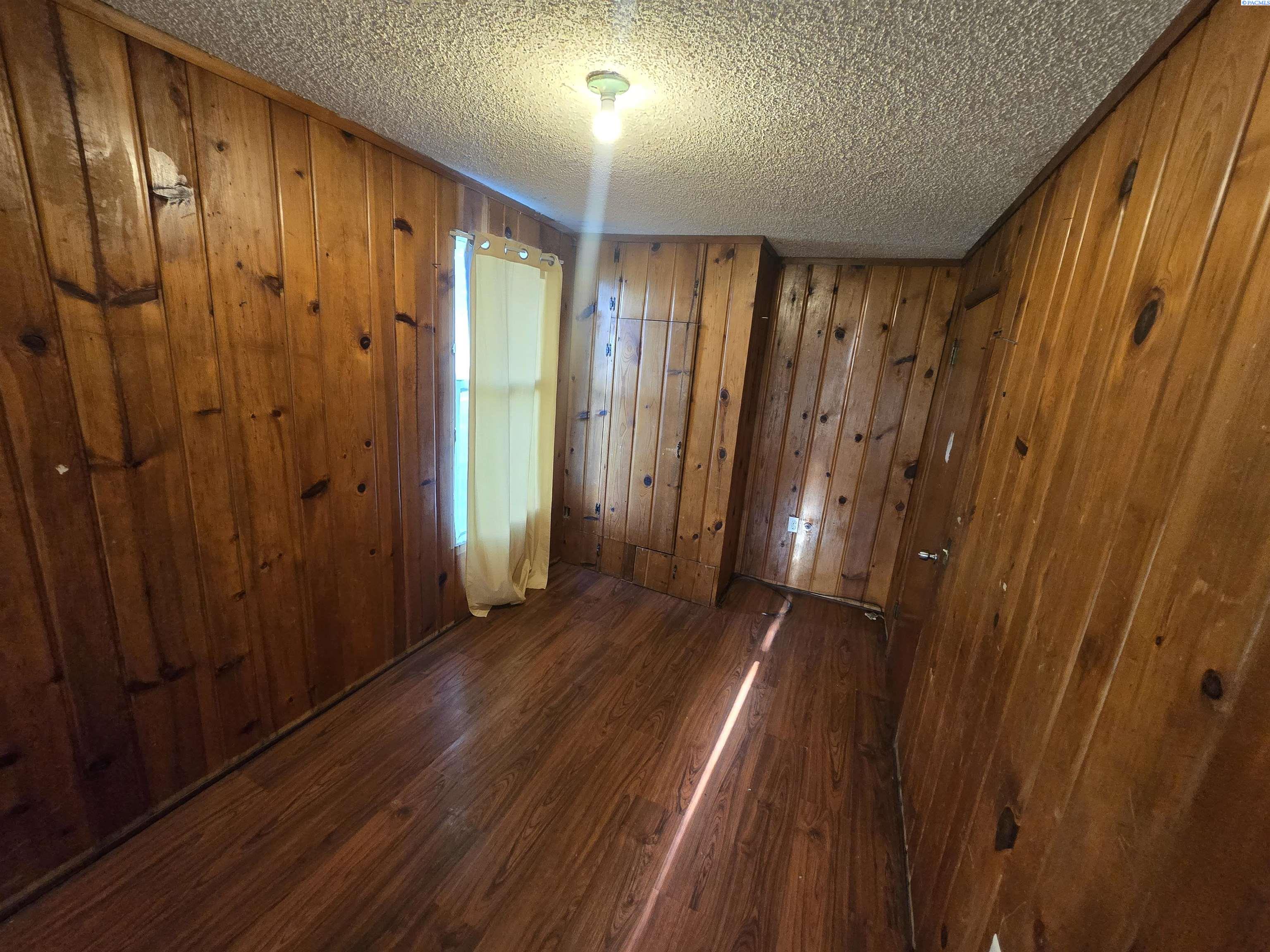 3301 Wilgus Rd, Prosser, WA 99350