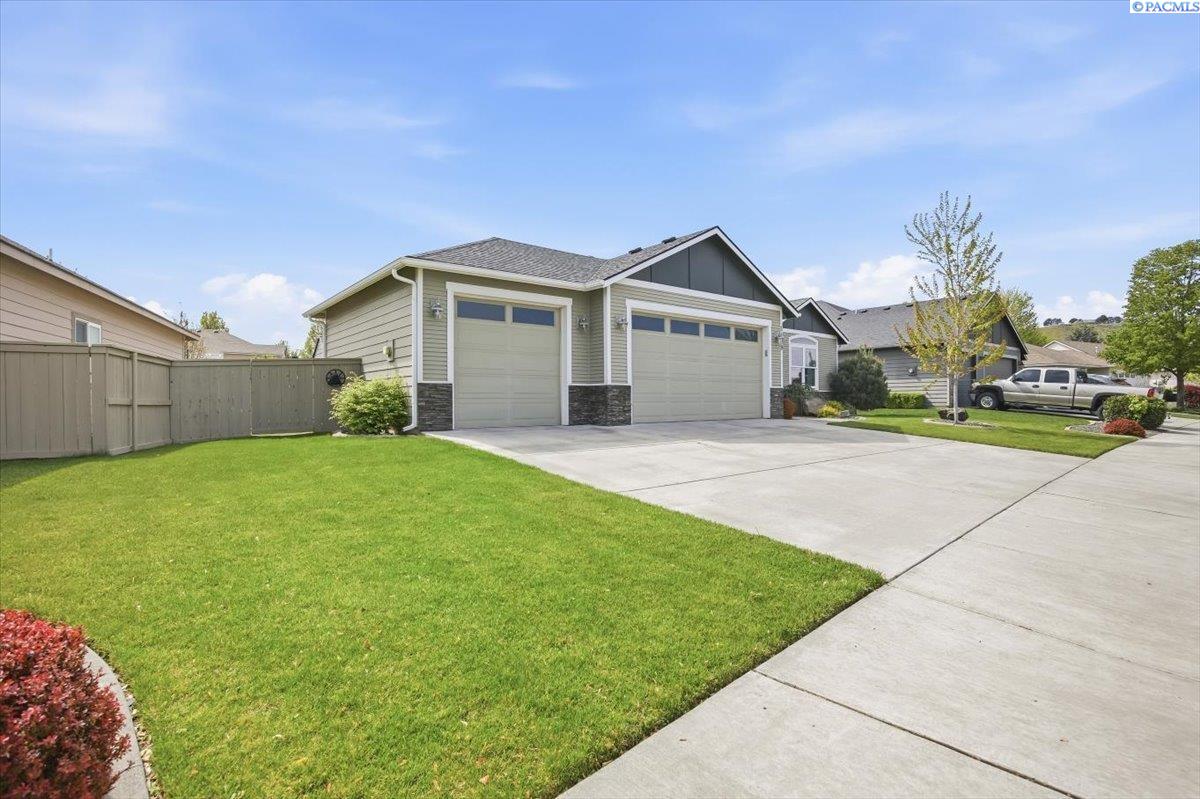 5409 19th Ave, Kennewick, WA 99338