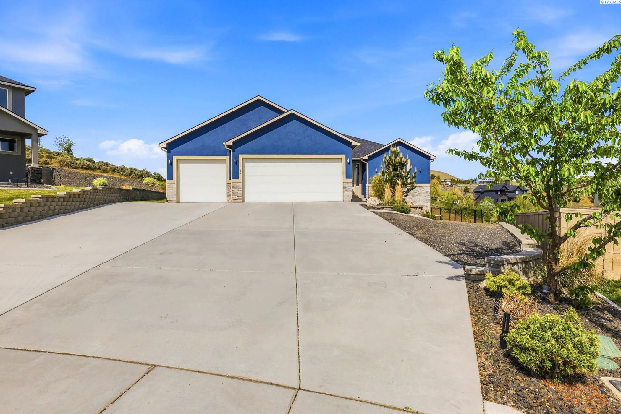 1103 Chinook Dr, Richland, WA 99352