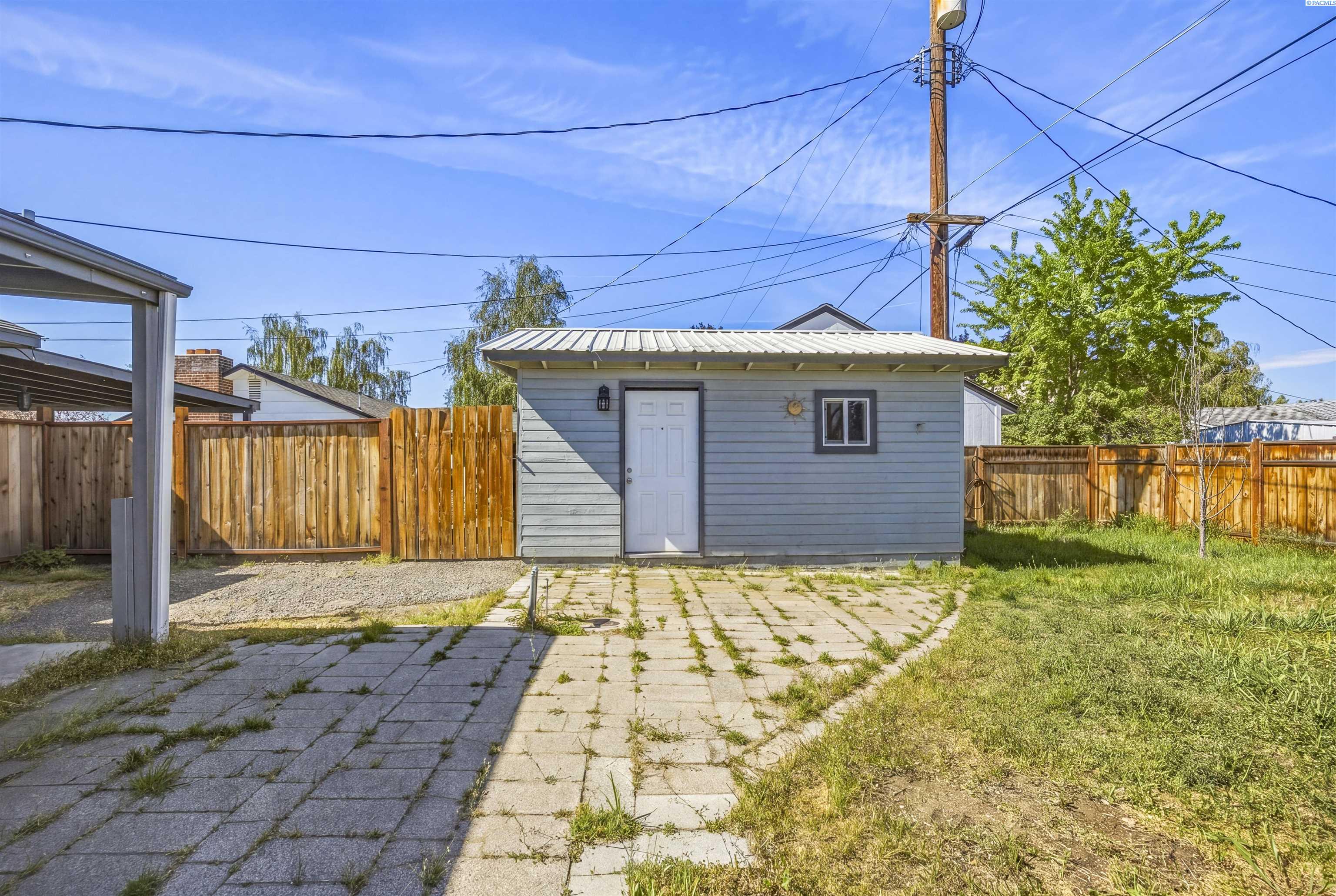 643 Cedar Ave, Richland, WA 99352