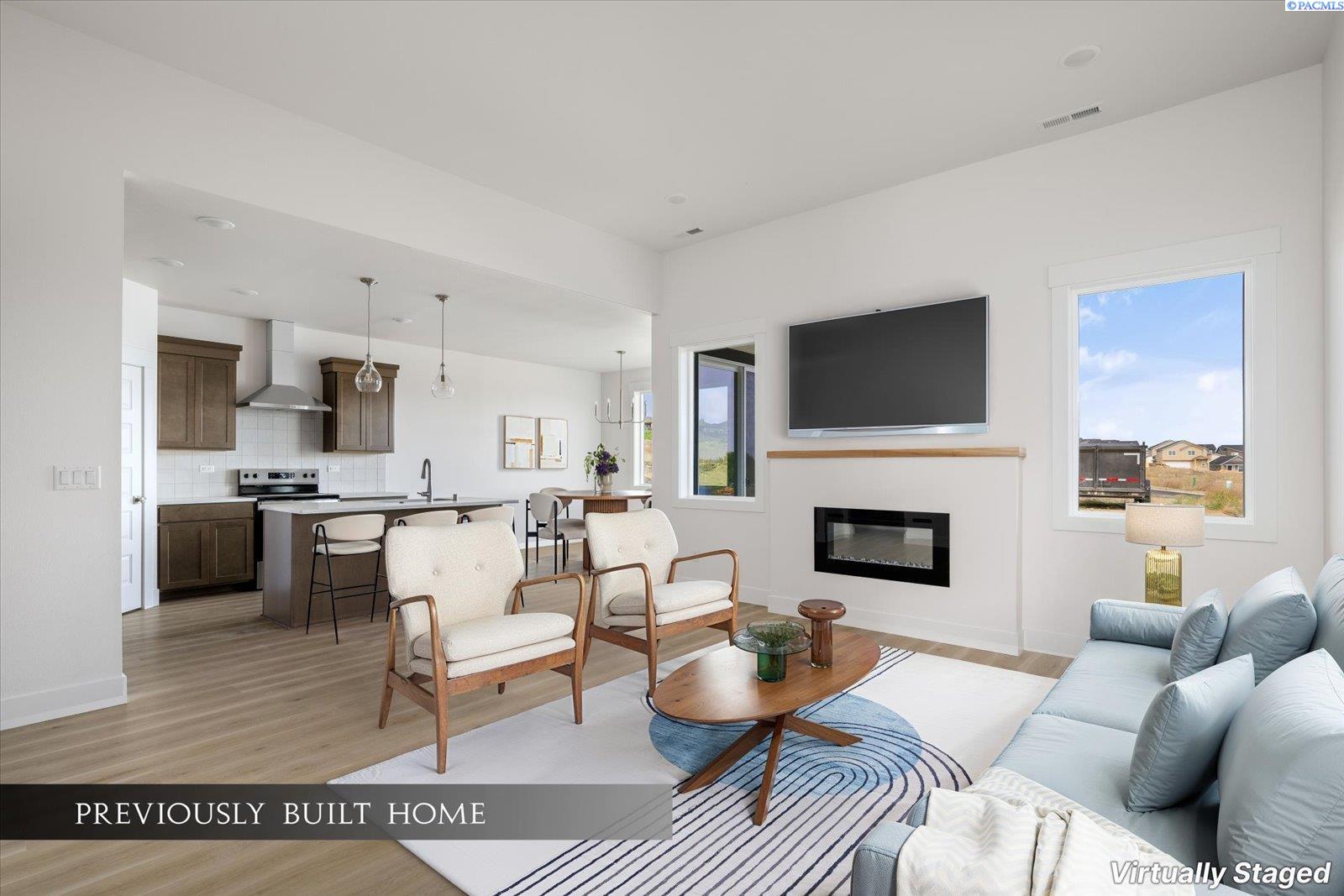 10159 W 16th Pl, Kennewick, WA 99338