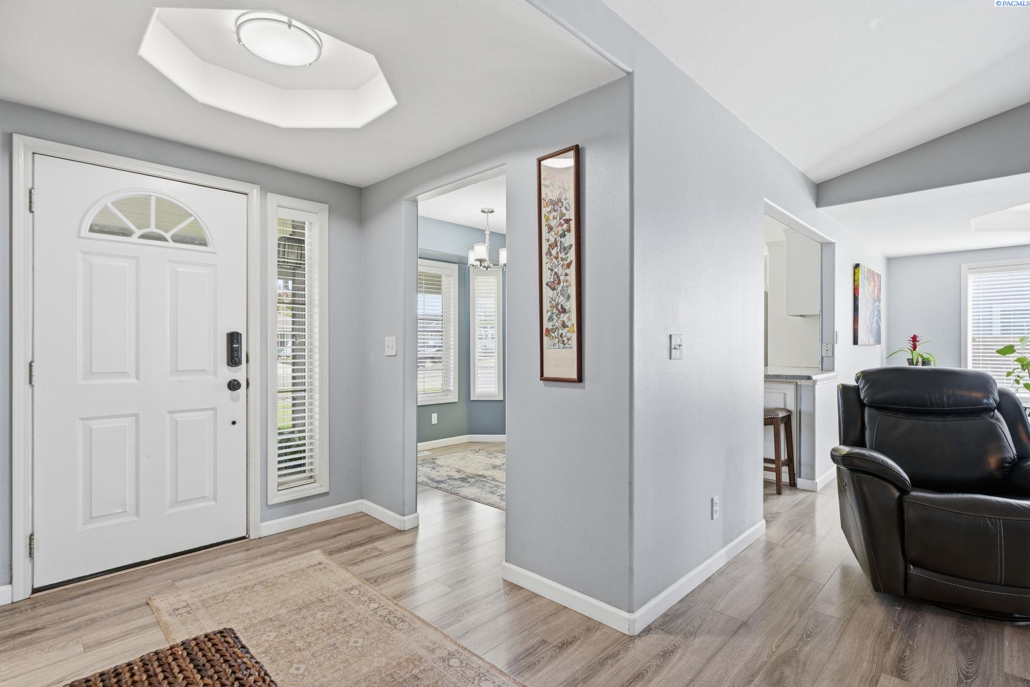 4705 Kendall Way, West Richland, WA 99353