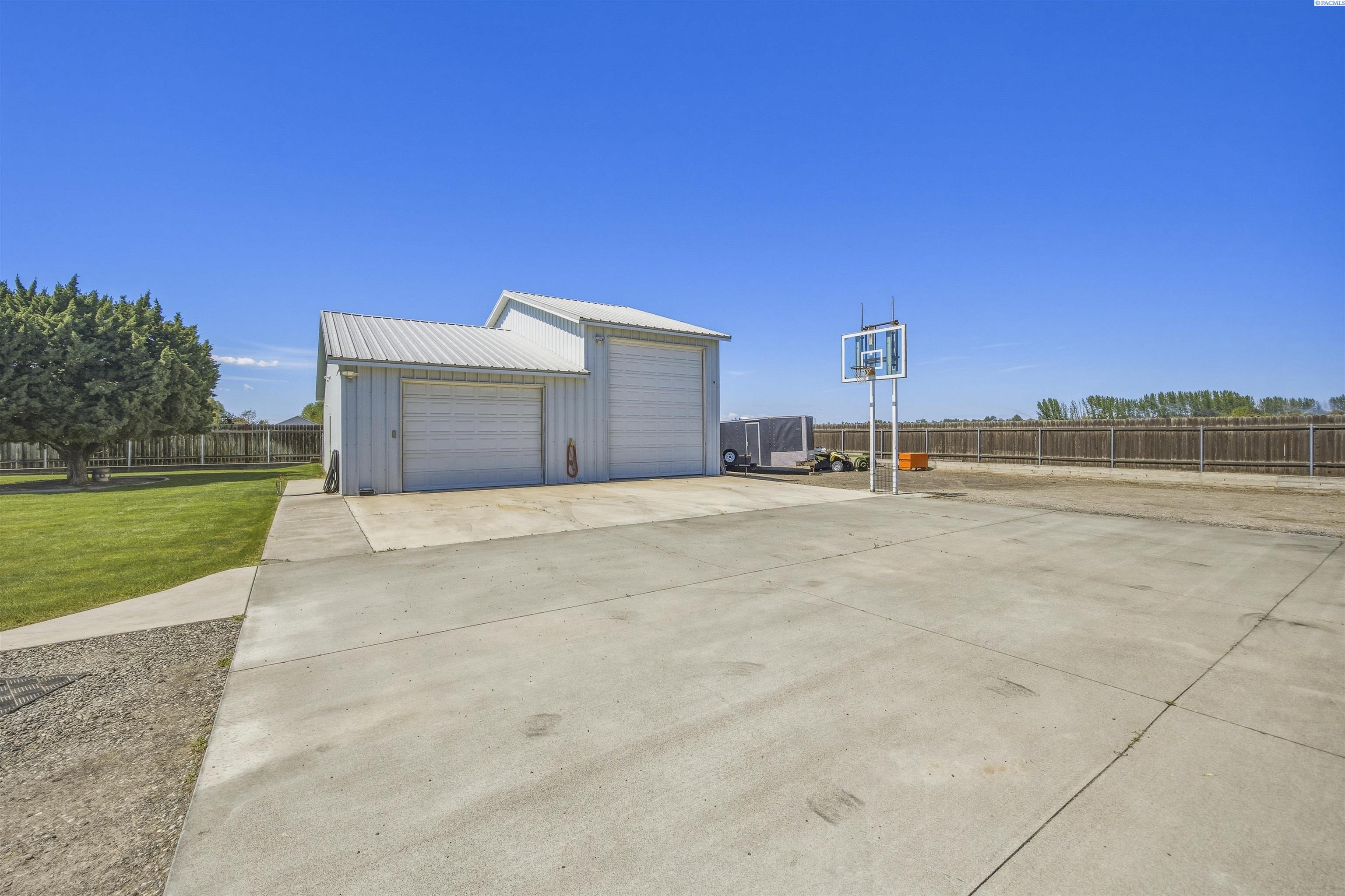 3717 Wernett Rd, Pasco, WA 99301