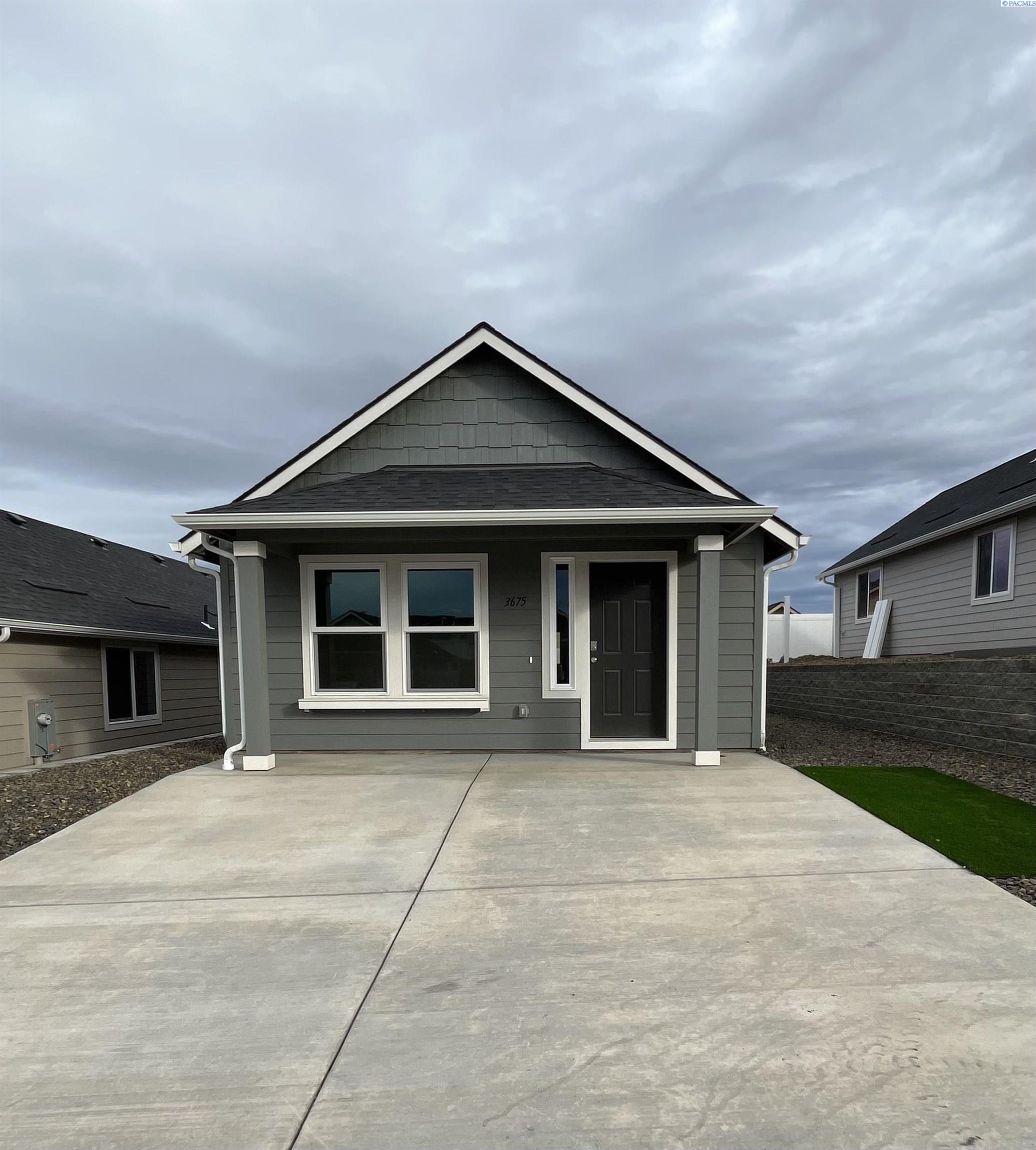 3675 Quay St, Kennewick, WA 99338