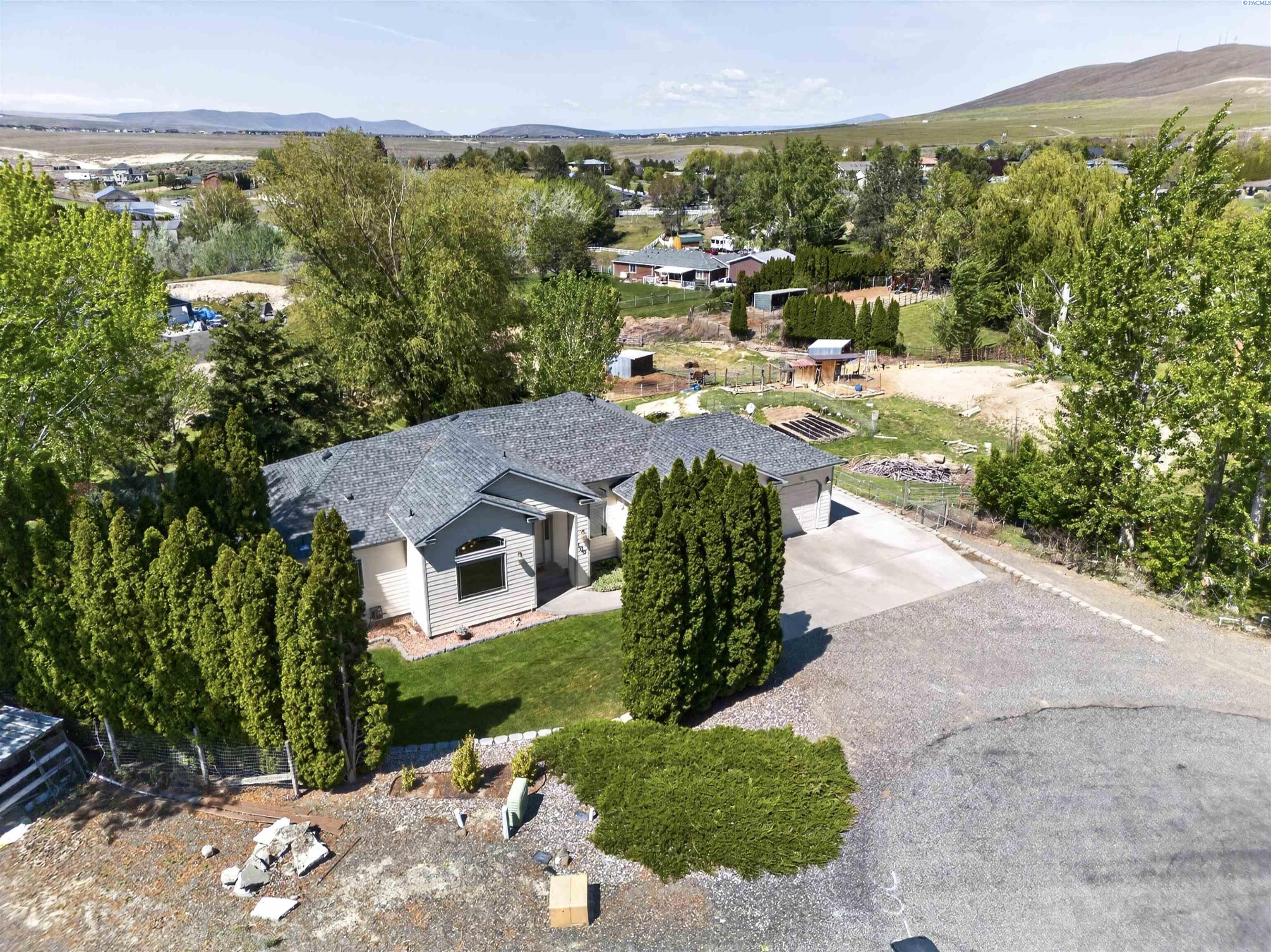 100 Etiwanda Ct, Kennewick, WA 99338