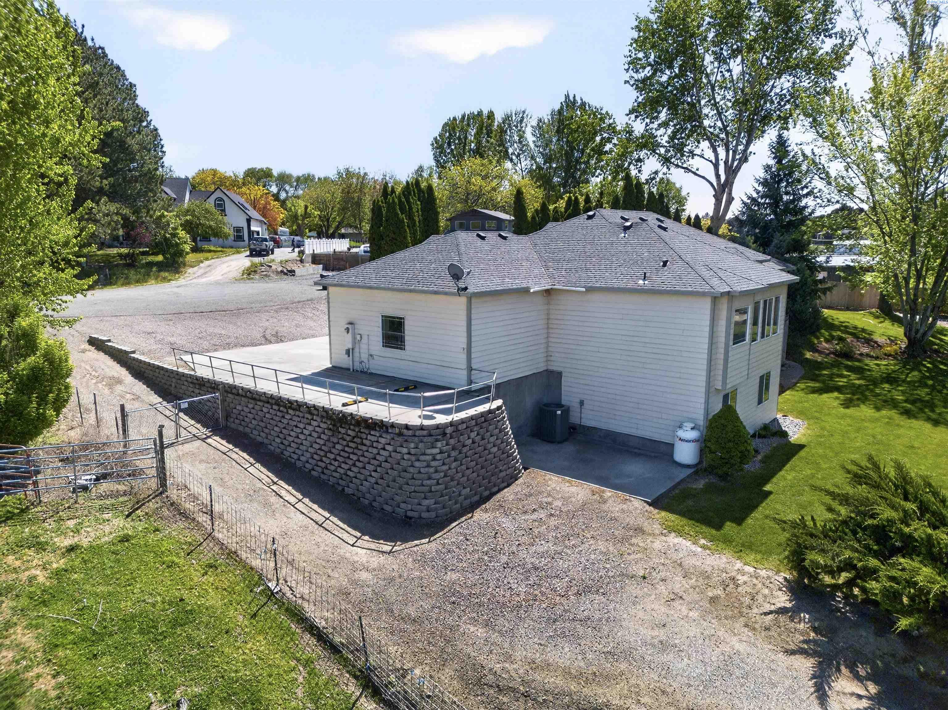 100 Etiwanda Ct, Kennewick, WA 99338