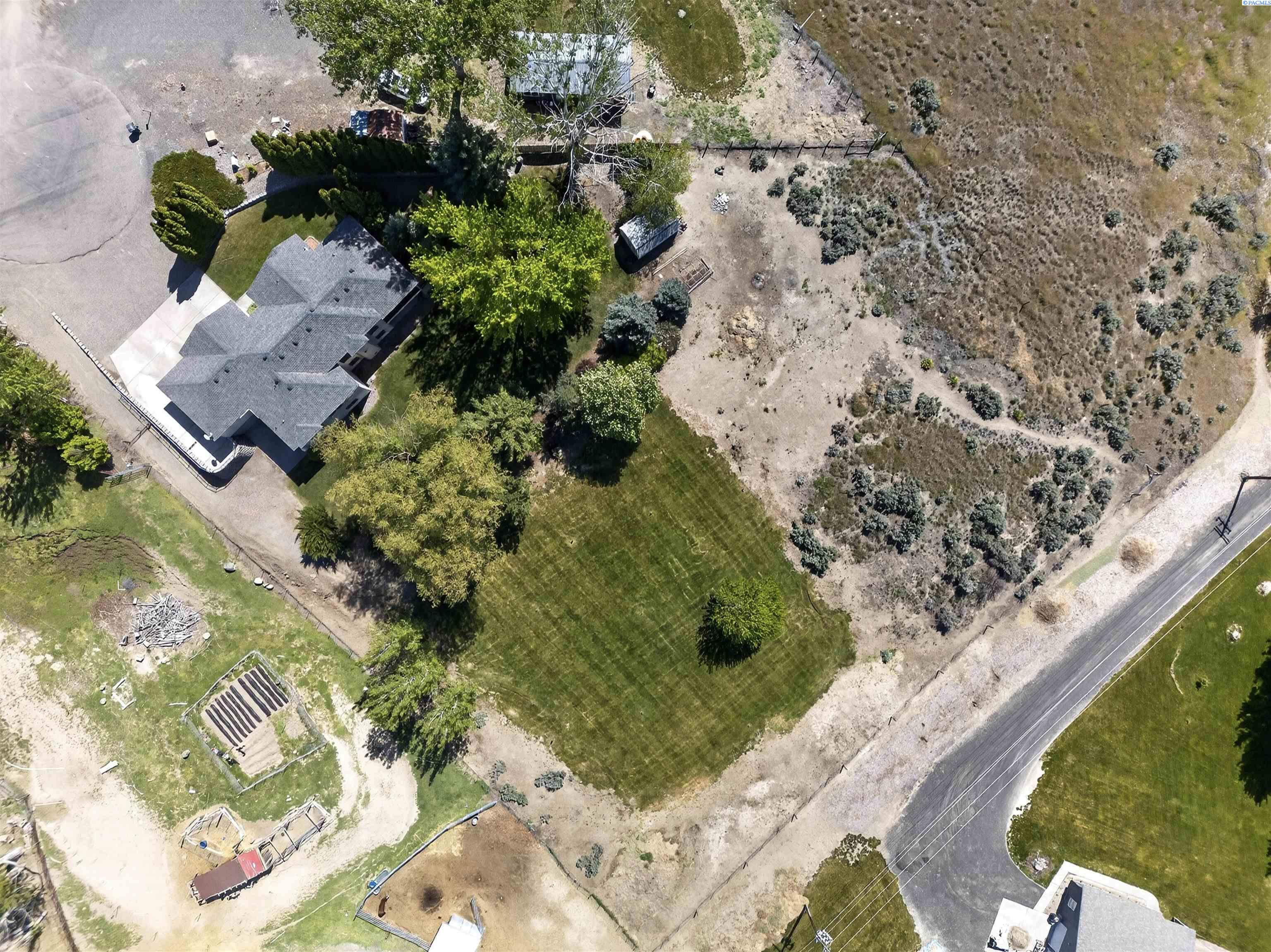 100 Etiwanda Ct, Kennewick, WA 99338