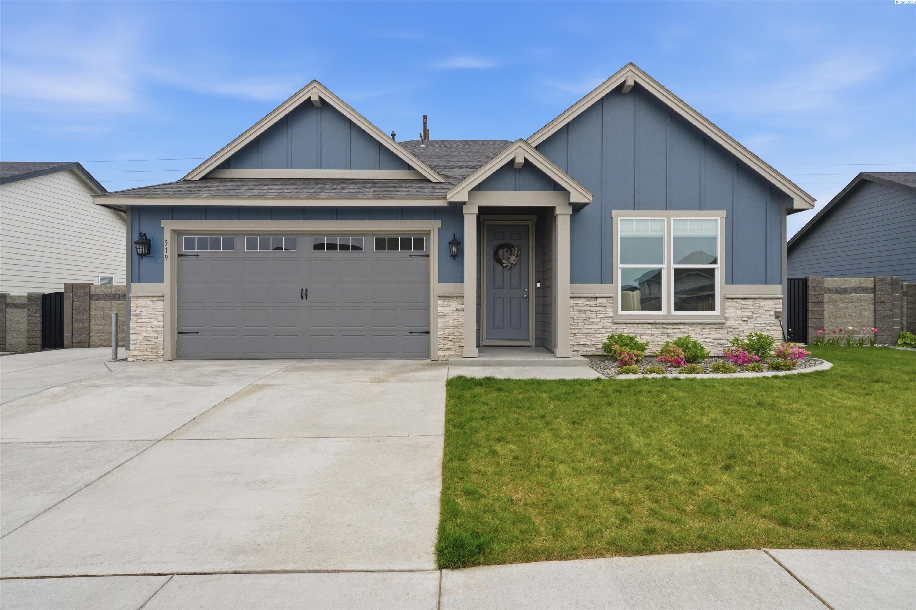 519 Annapurna Ave, West Richland, WA 99353