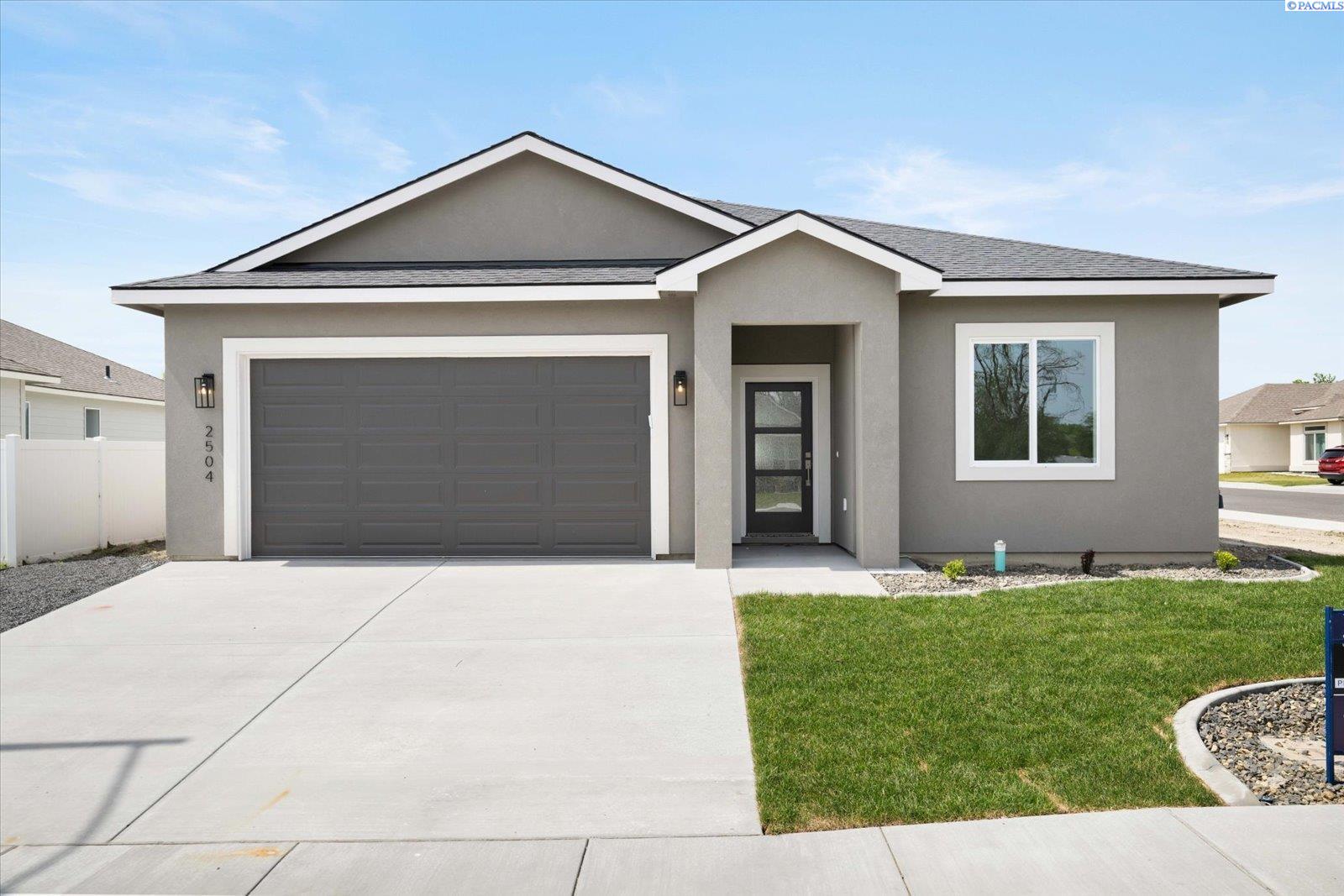 2504 S Beech Street, Kennewick WA 99337