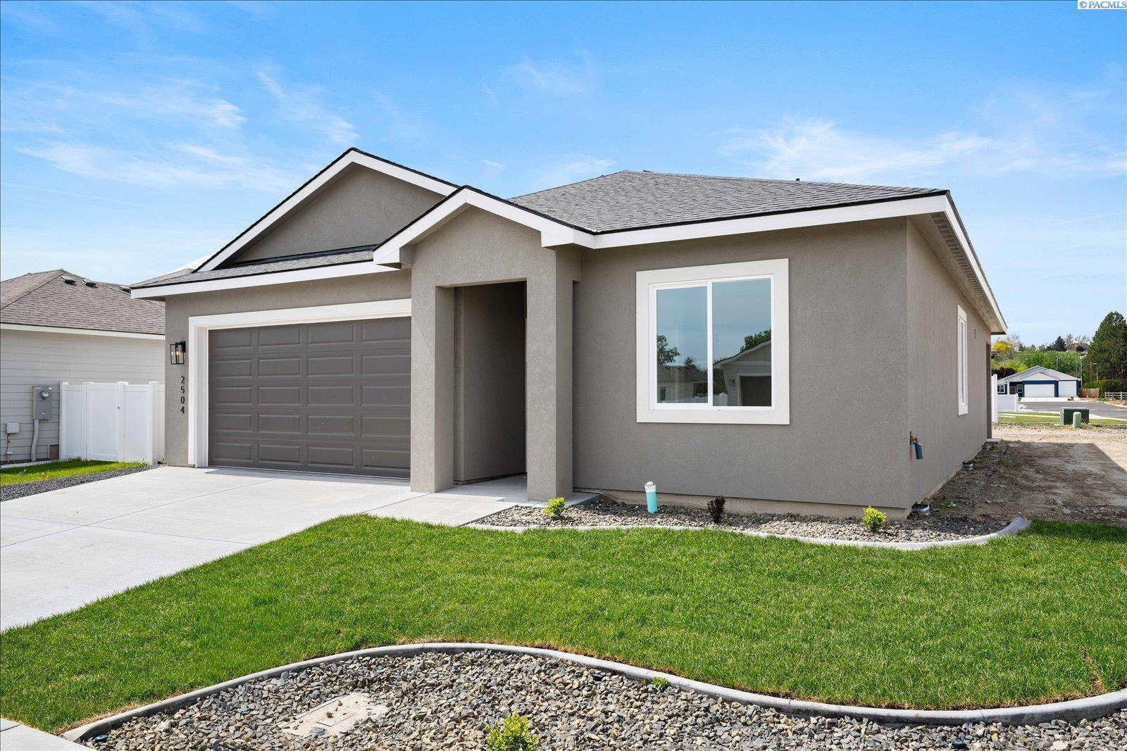 2504 Beech St, Kennewick, WA 99337