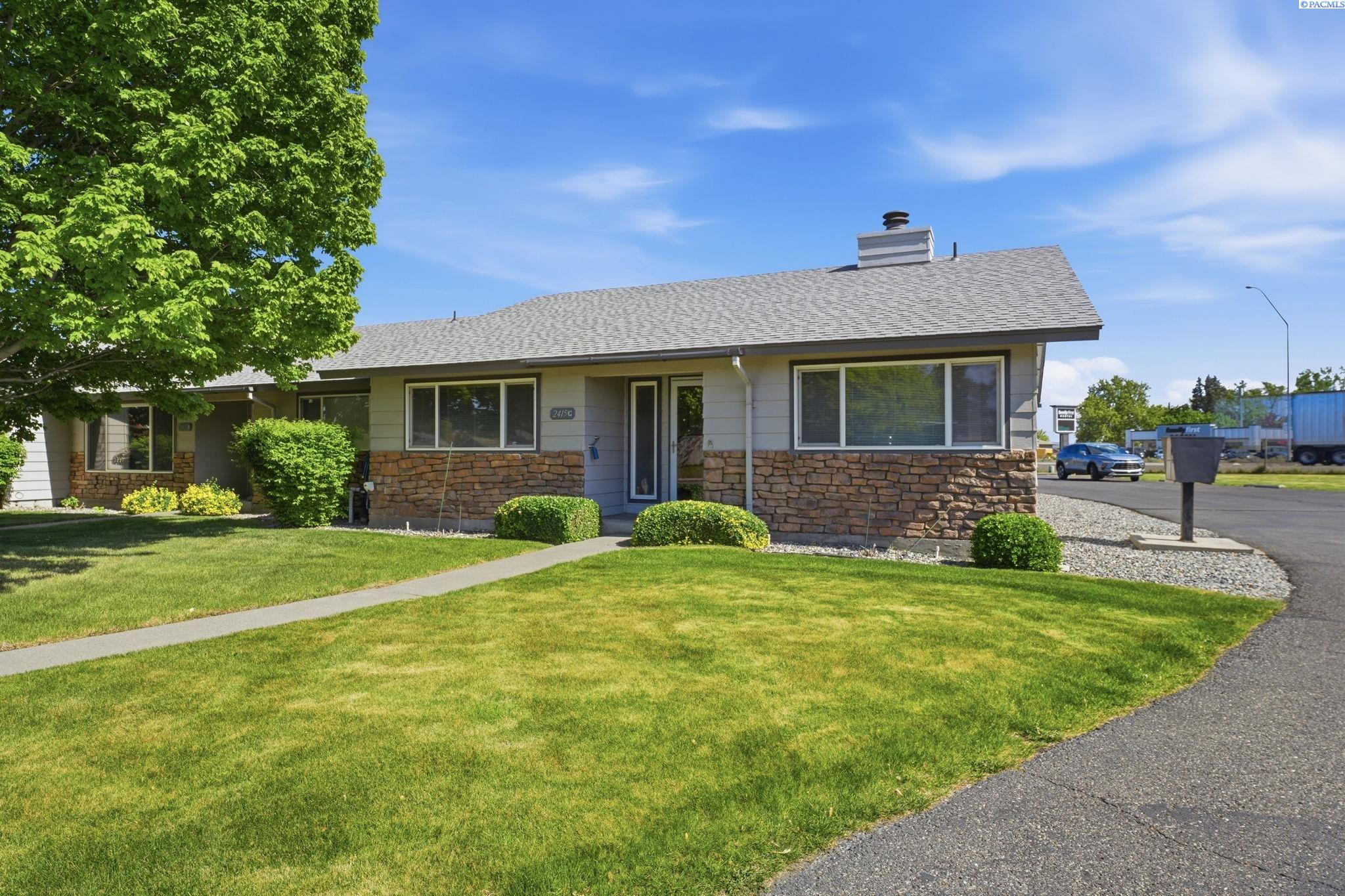 2415 Grand Rhonde Ave #C, Kennewick, WA 99336