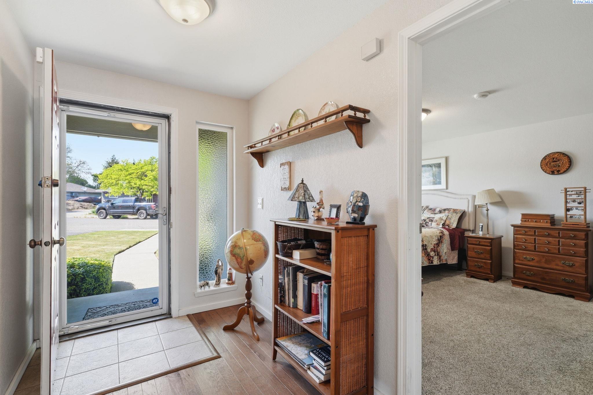 2415 Grand Rhonde Ave #C, Kennewick, WA 99336