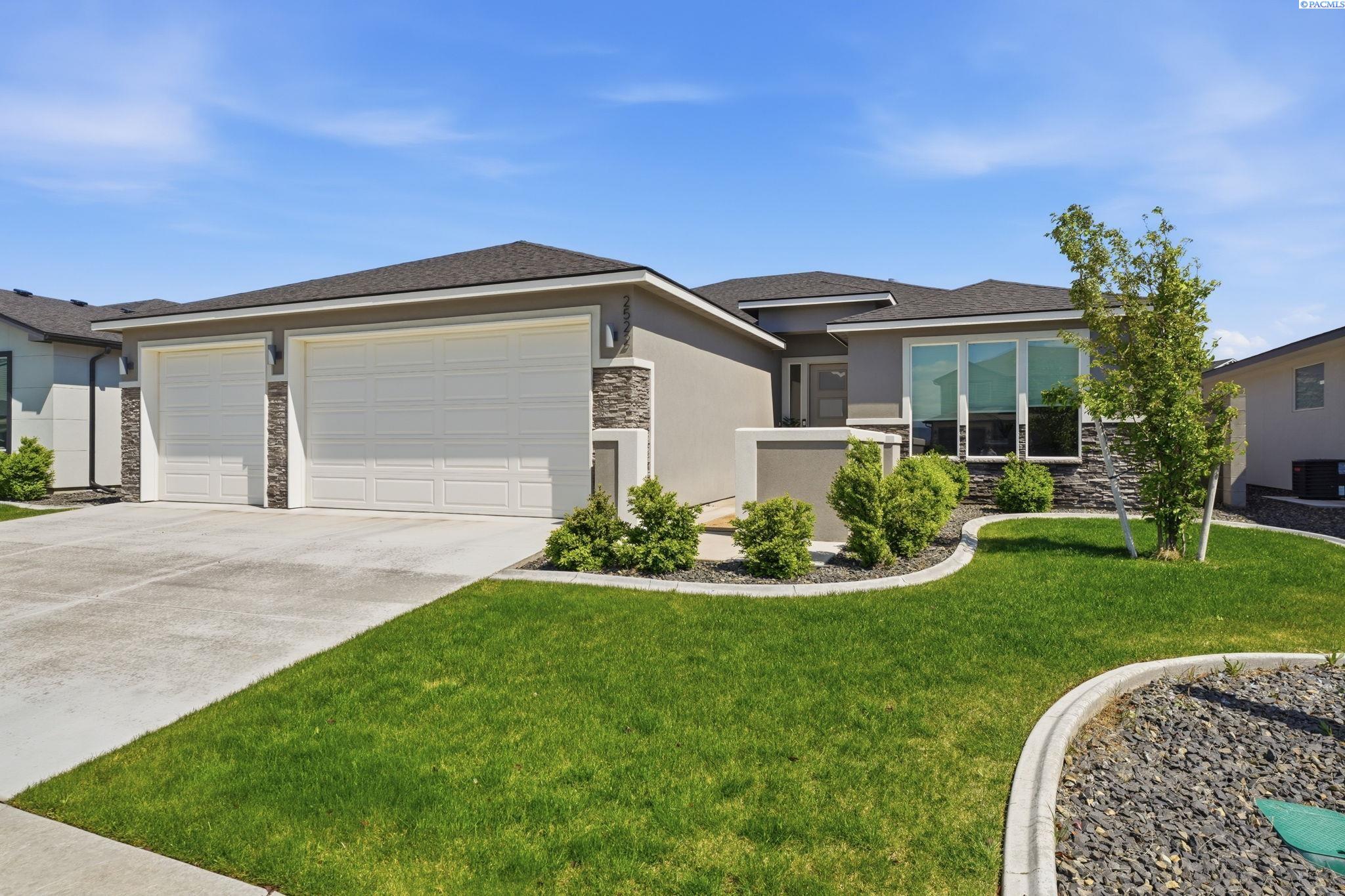2522 Brodie Lane, Richland WA 99352