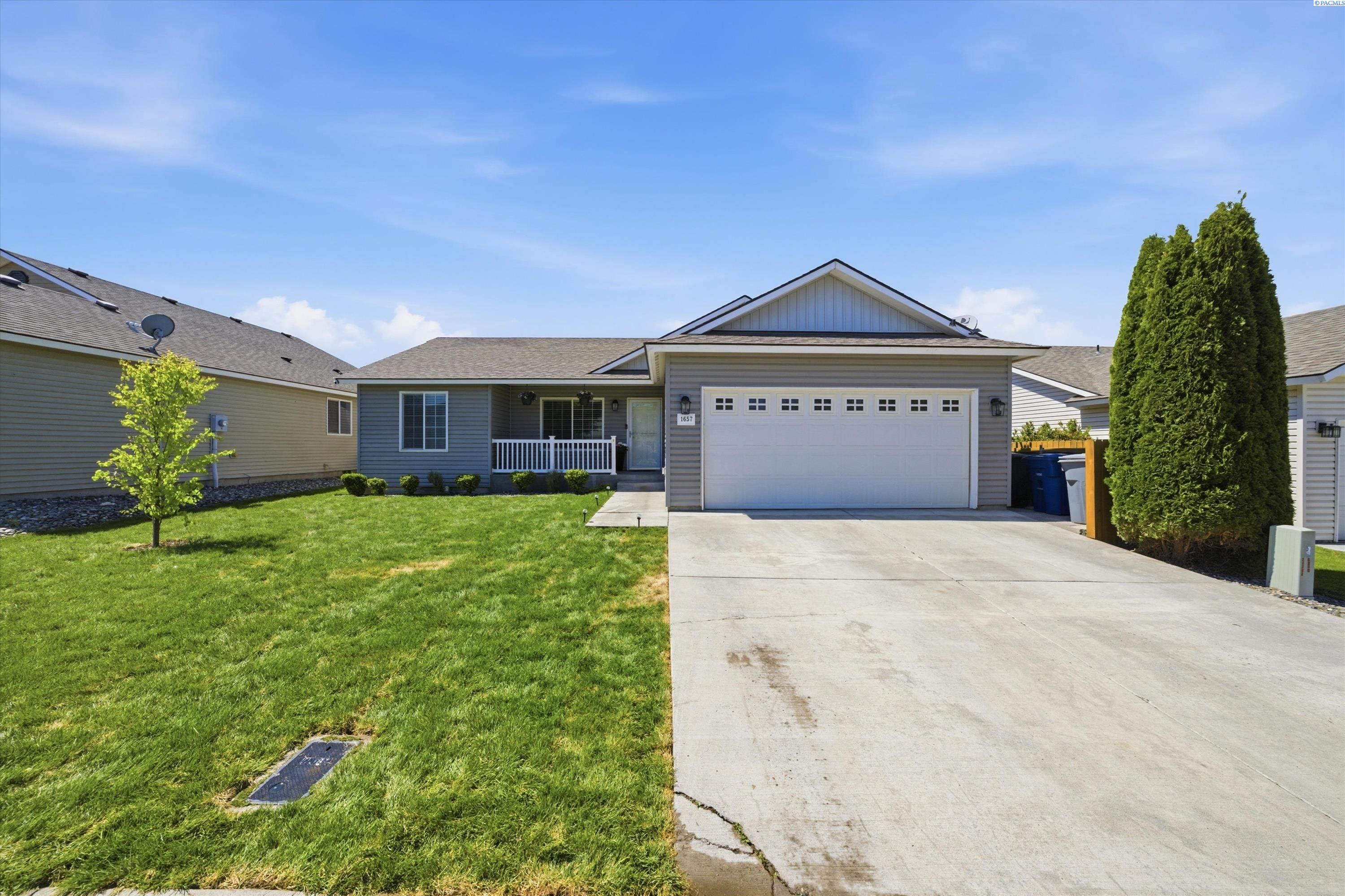 1657 Brittlebush , Richland, WA 99352