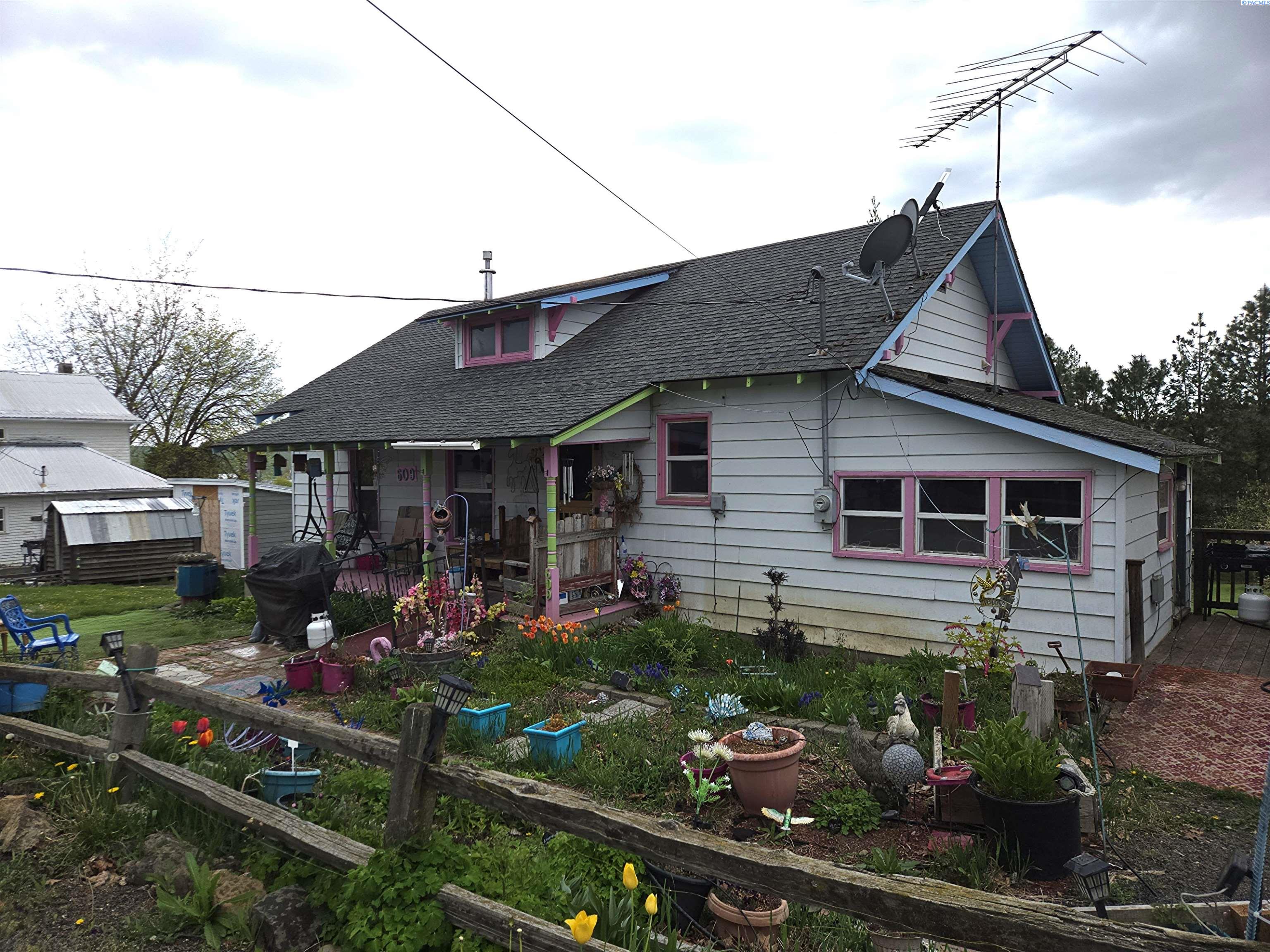 609 2nd St, Garfield, WA 99130