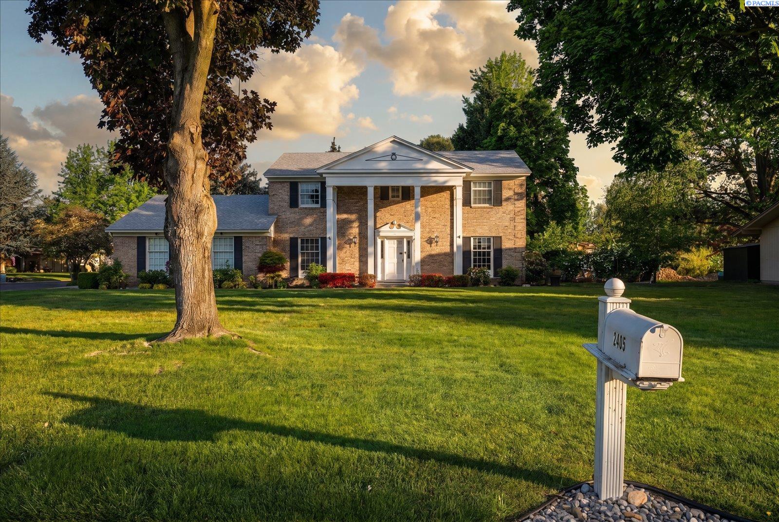 2405 Harris Ave, Richland, WA 99354