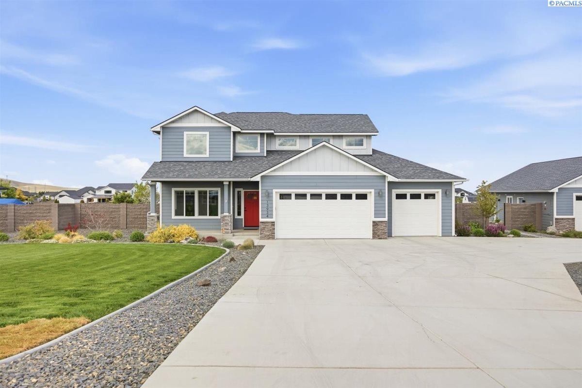13934 Furlong Ln, Kennewick, WA 99338