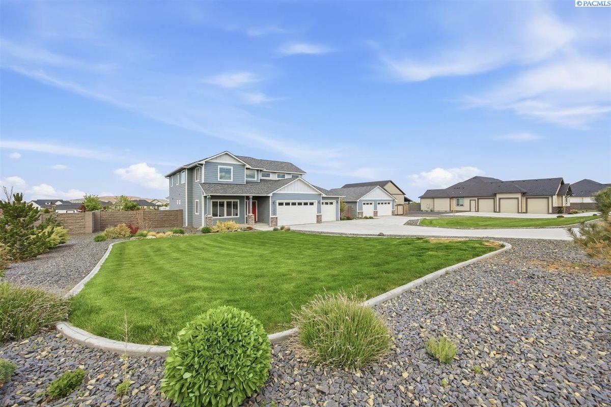 13934 Furlong Ln, Kennewick, WA 99338