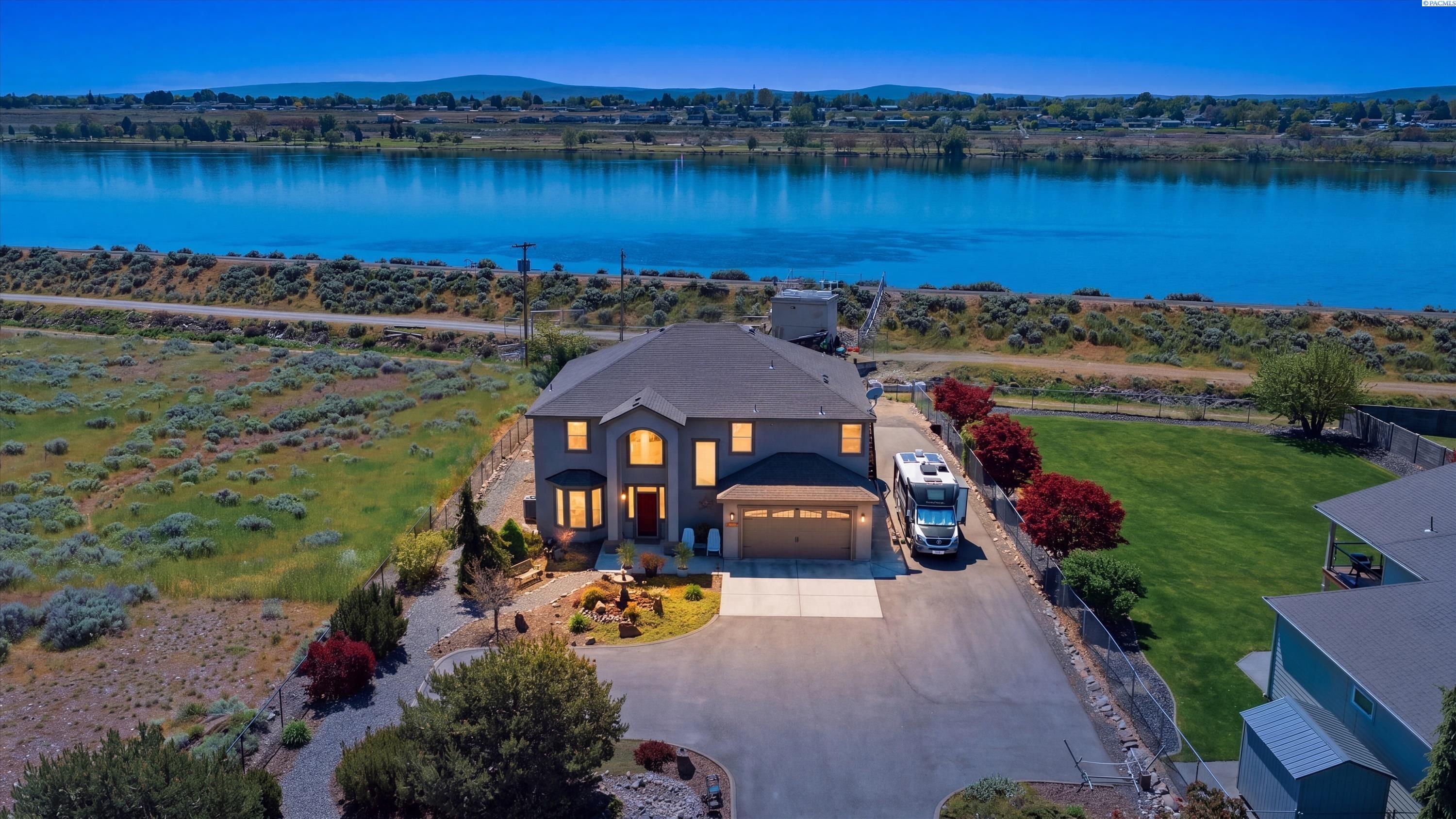 5620 Sylvester St, Pasco, WA 99301