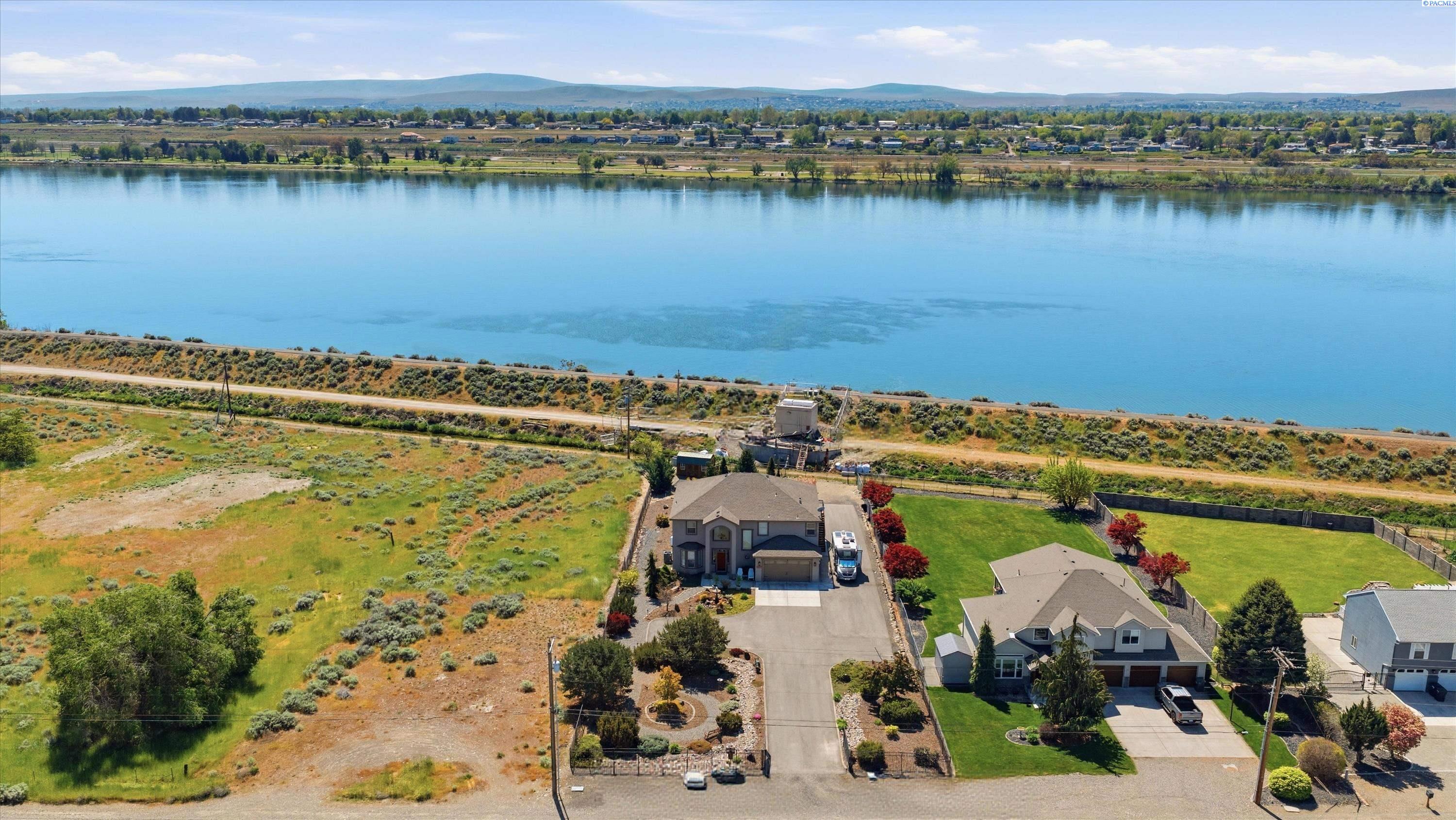 5620 Sylvester St, Pasco, WA 99301