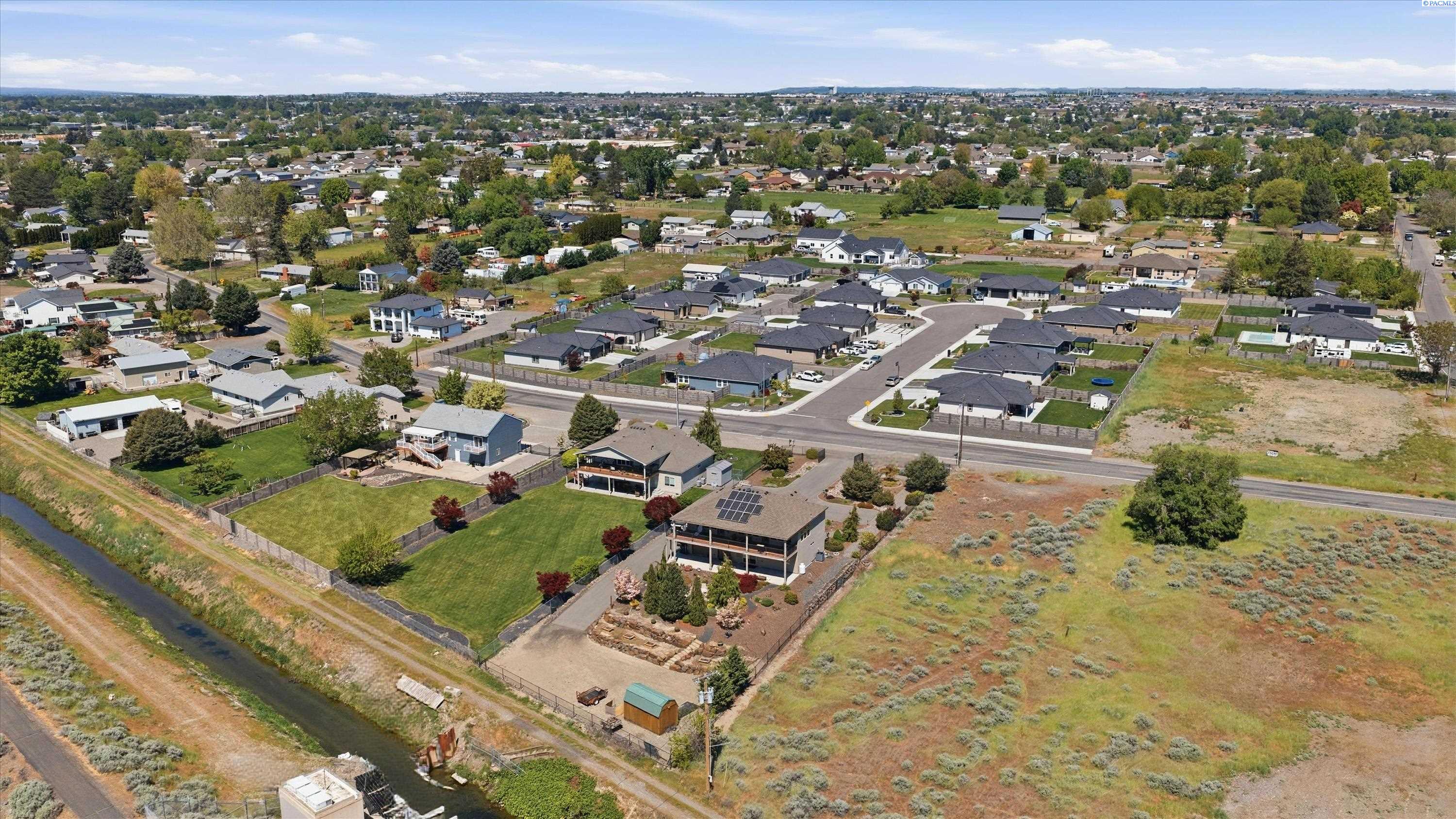 5620 Sylvester St, Pasco, WA 99301