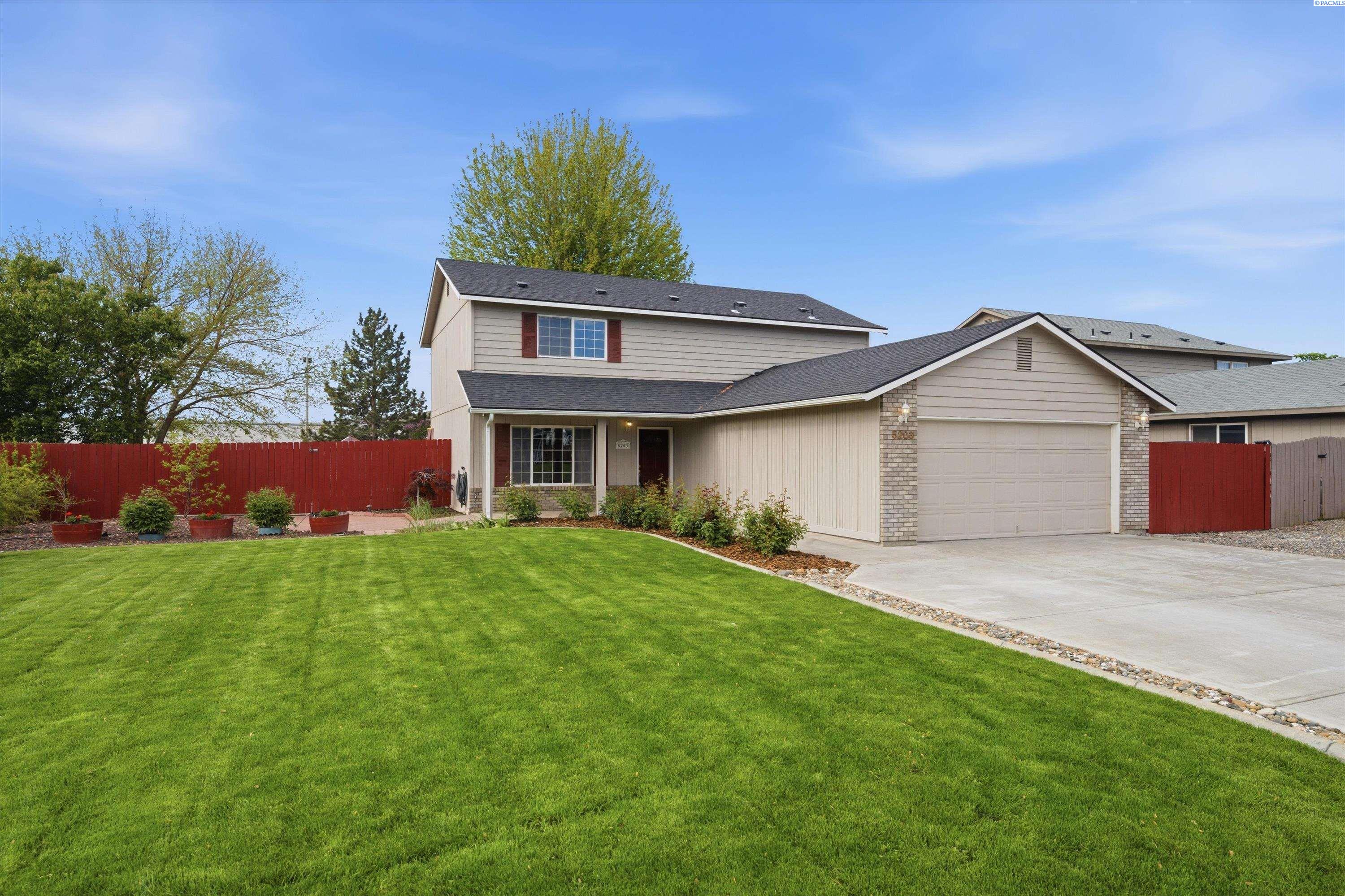 5203 Holly Way, West Richland, WA 99353