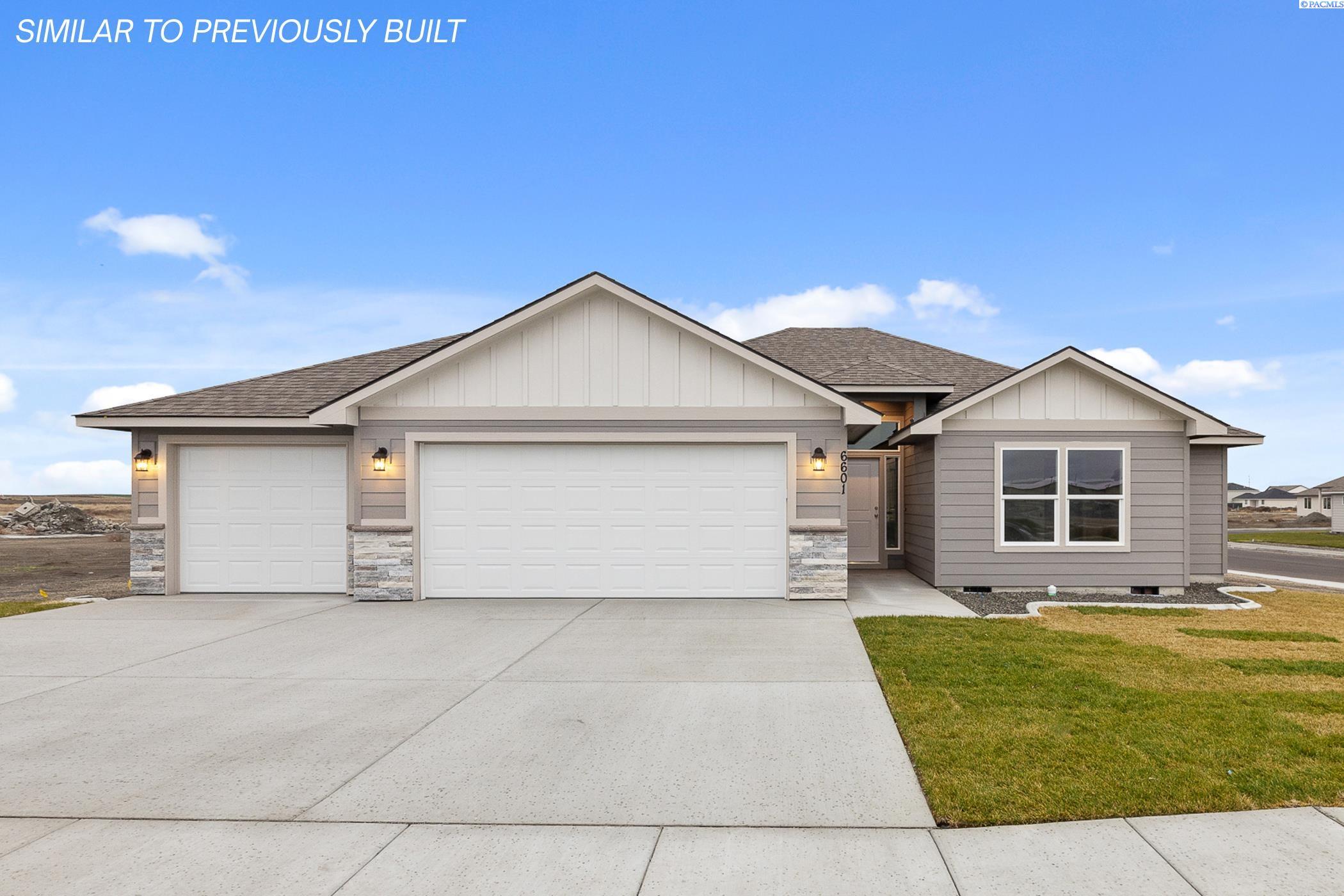 8706 Dusty Maiden Dr, Pasco, WA 99301