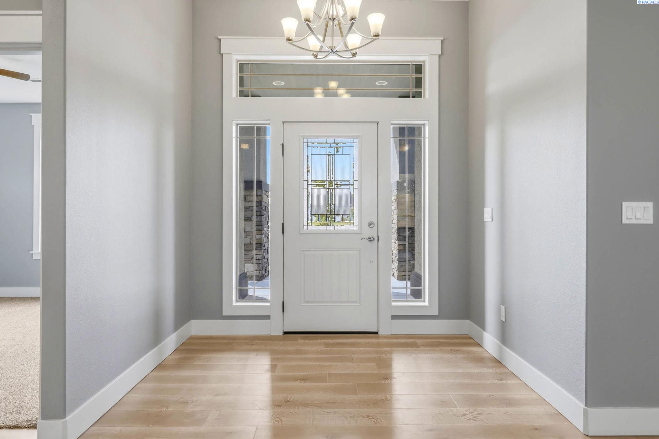 2788 Sunshine Ridge Rd, Richland, WA 99352