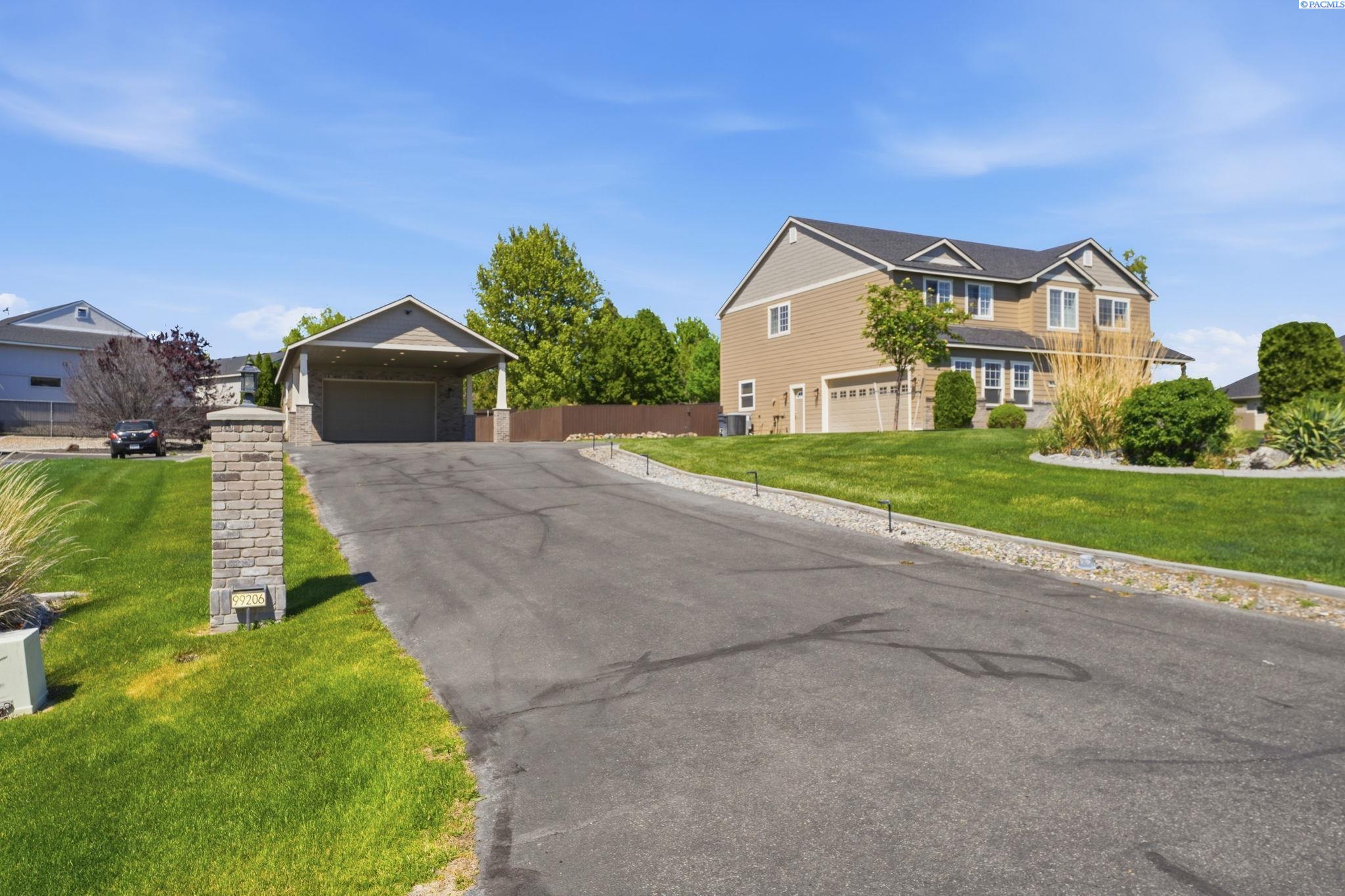 99206 Ridgeview Dr, Kennewick, WA 99338