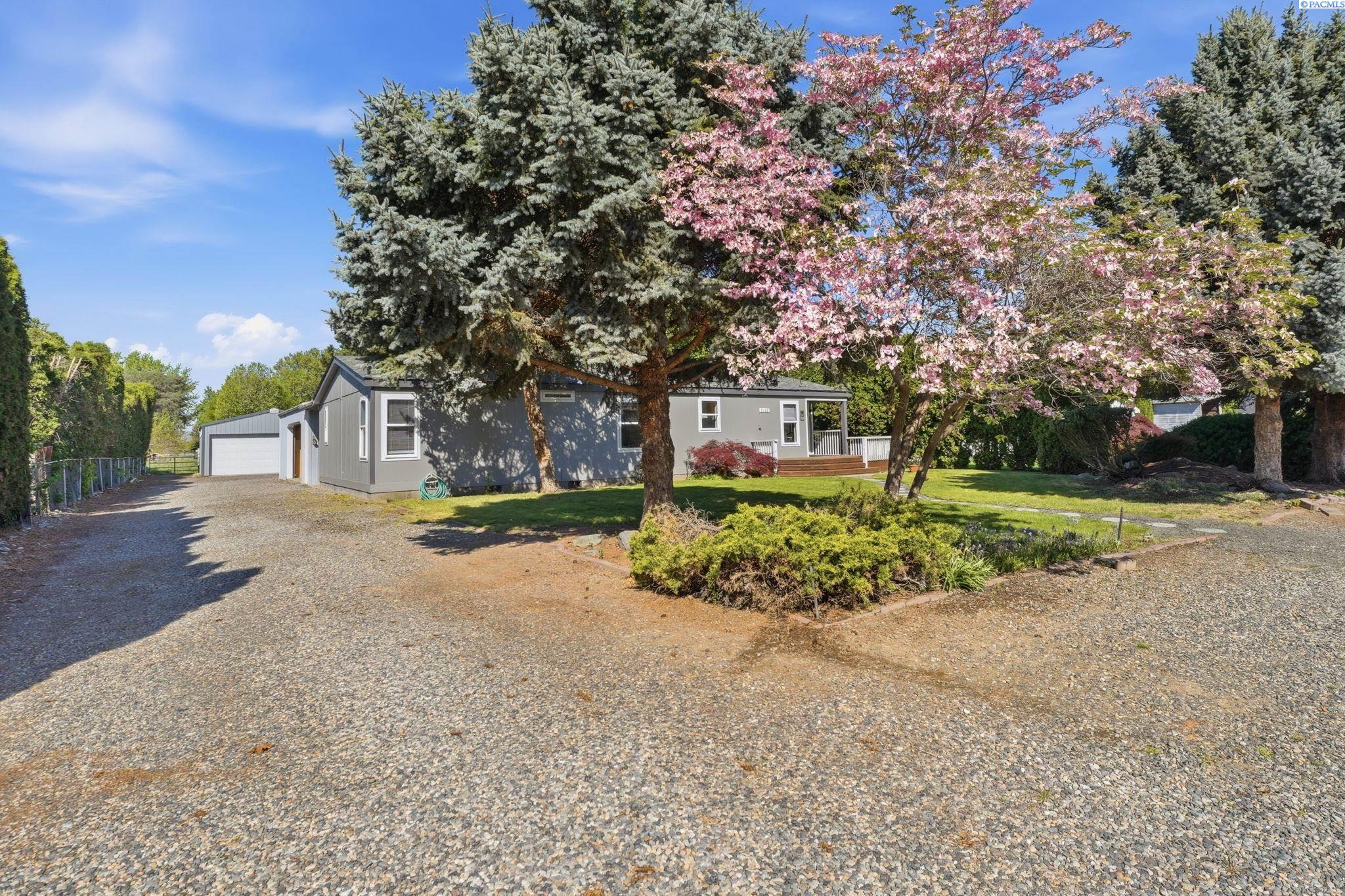 1110 Road 54 , Pasco, WA 99301