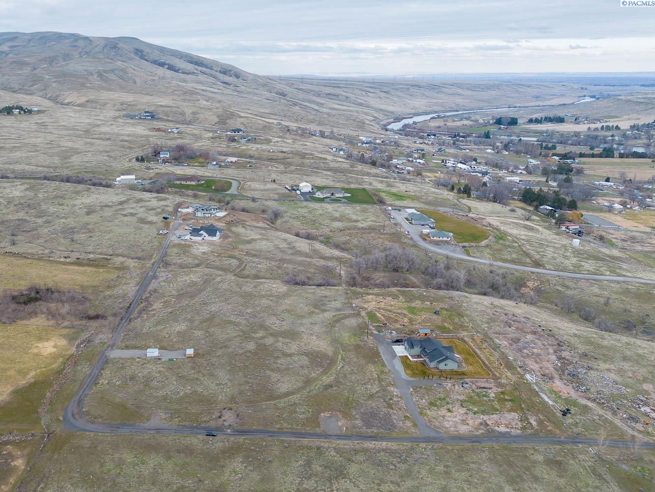 65654 W 654 Pr Nw, Benton City WA 99320