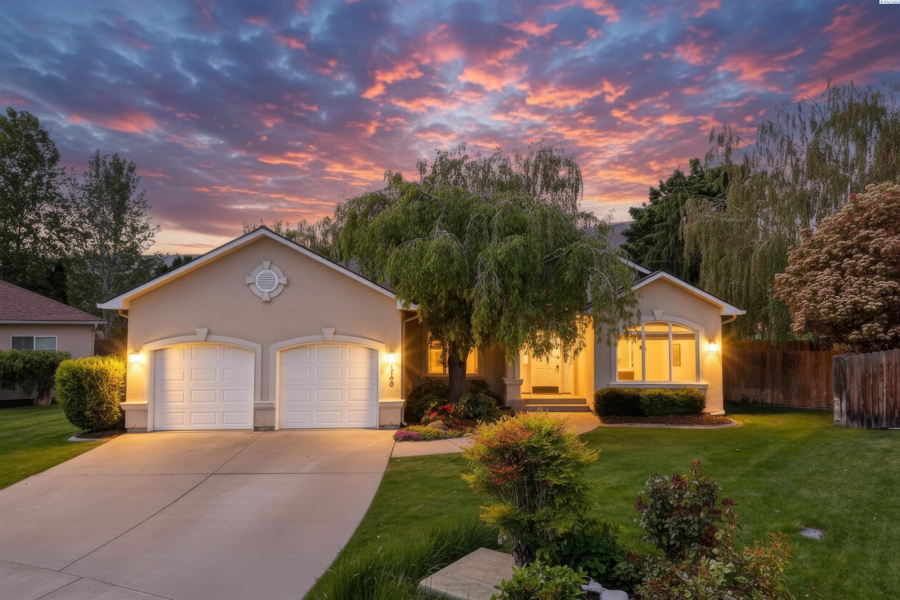 1743 Pinot Ct, Richland, WA 99352
