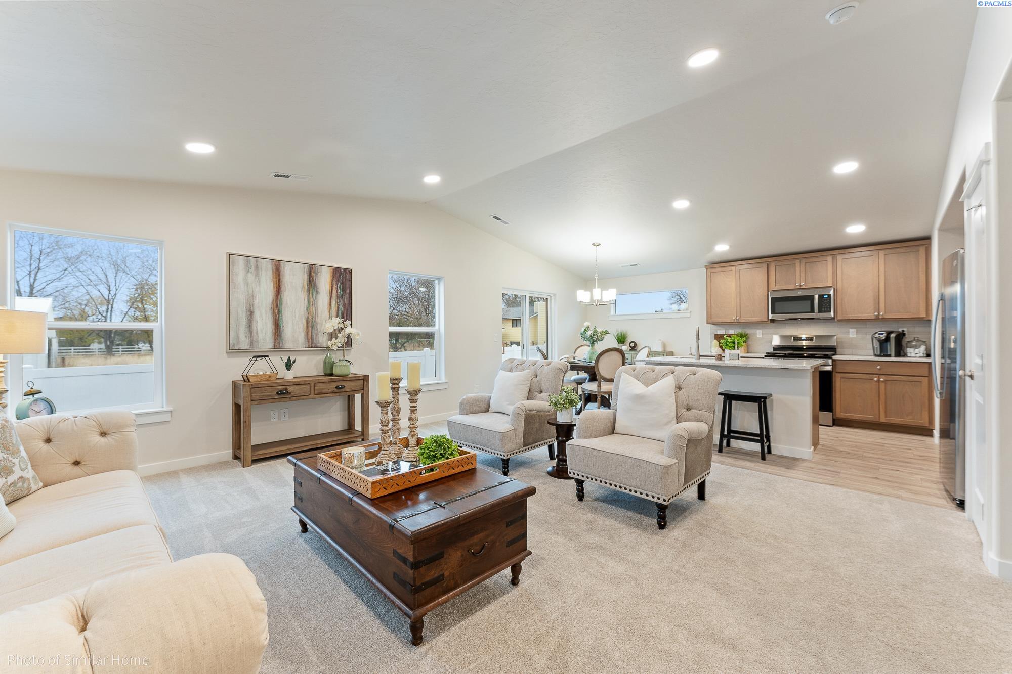 680 Snowking , Richland, WA 99352