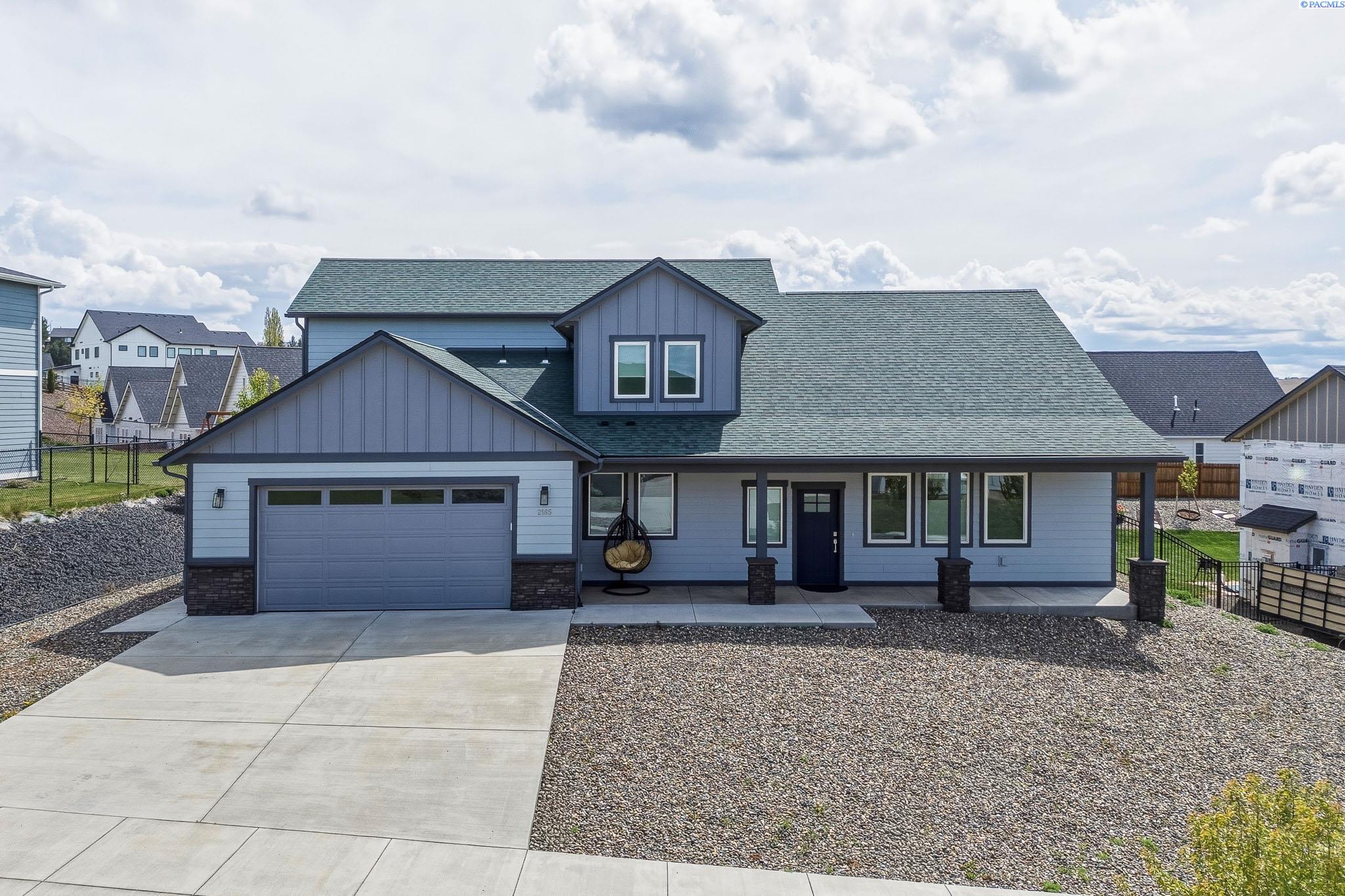 2165 NW Canyon View Dr, Pullman WA 99163