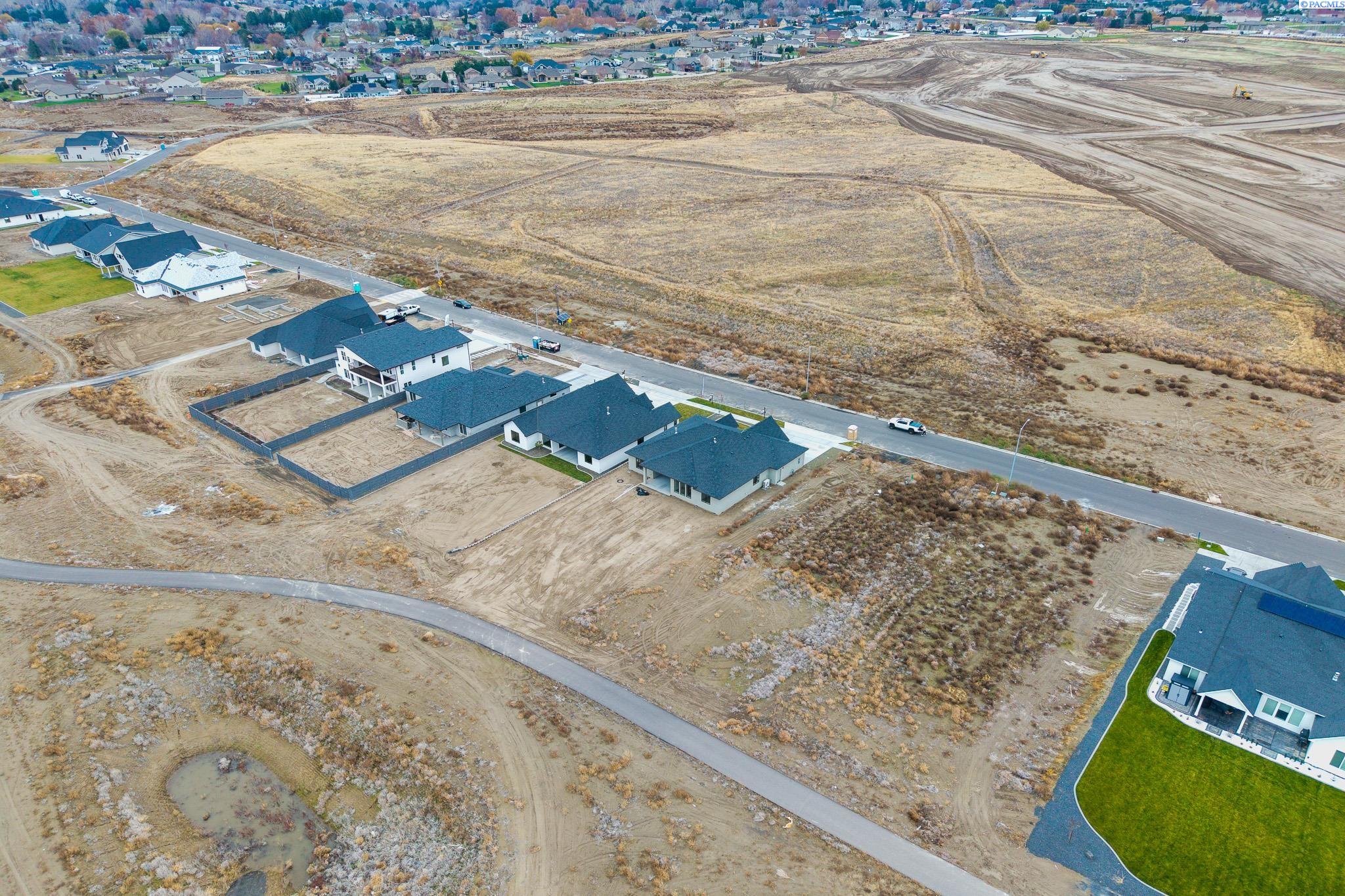 2887 Savanna Ave, Richland, WA 99352