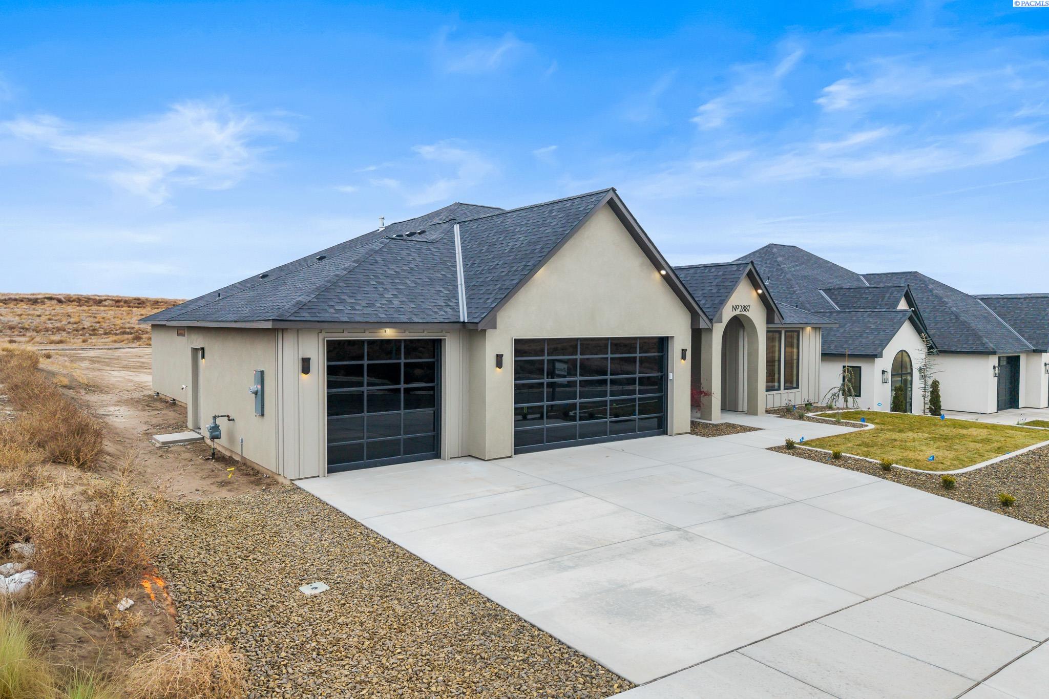 2887 Savanna Ave, Richland, WA 99352