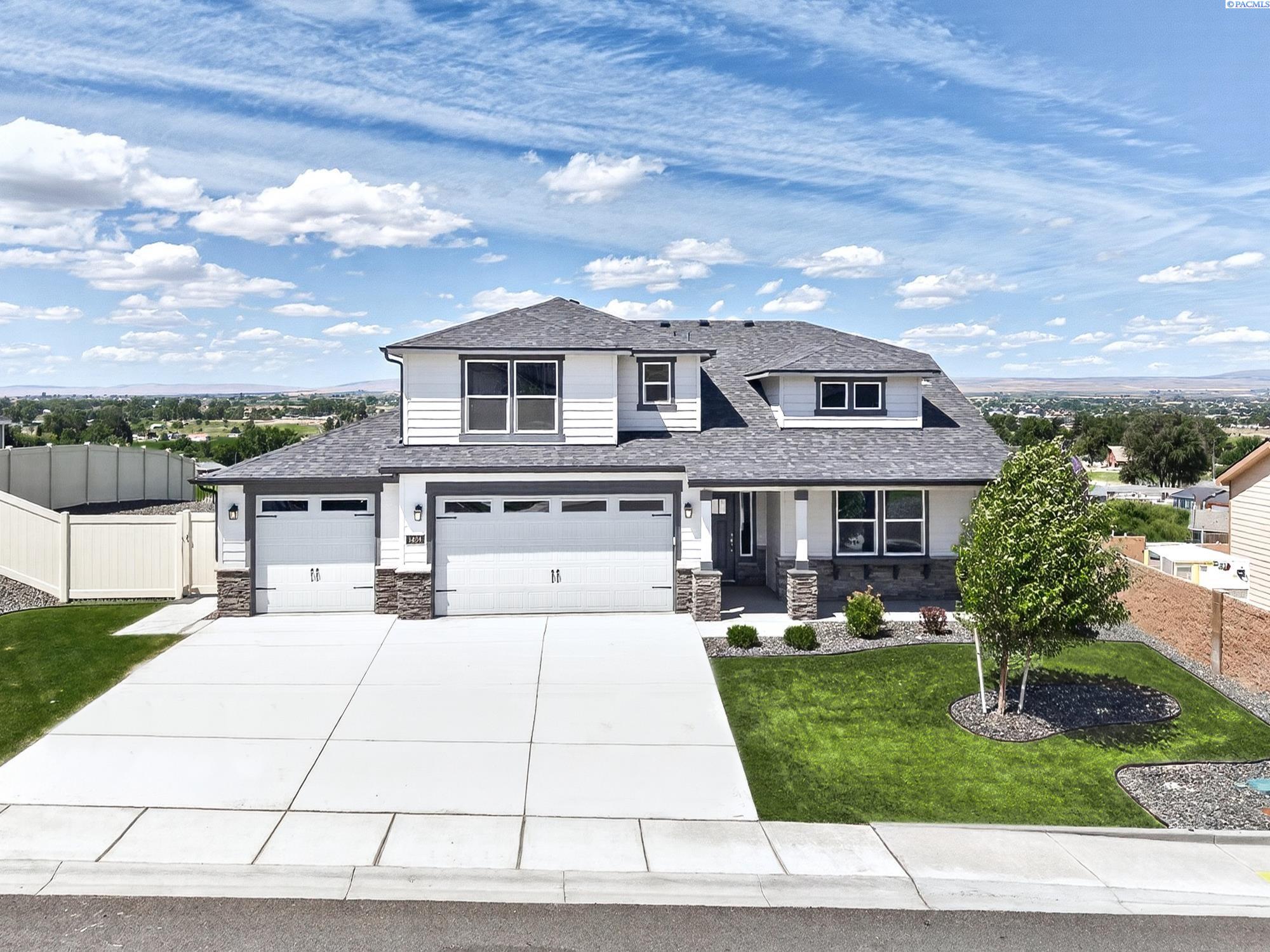1409 Kelandren Dr, Prosser, WA 99350