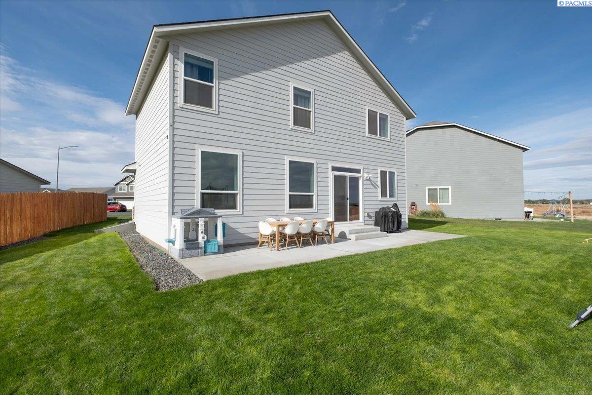 6109 Tarsus Ln, Pasco, WA 99301