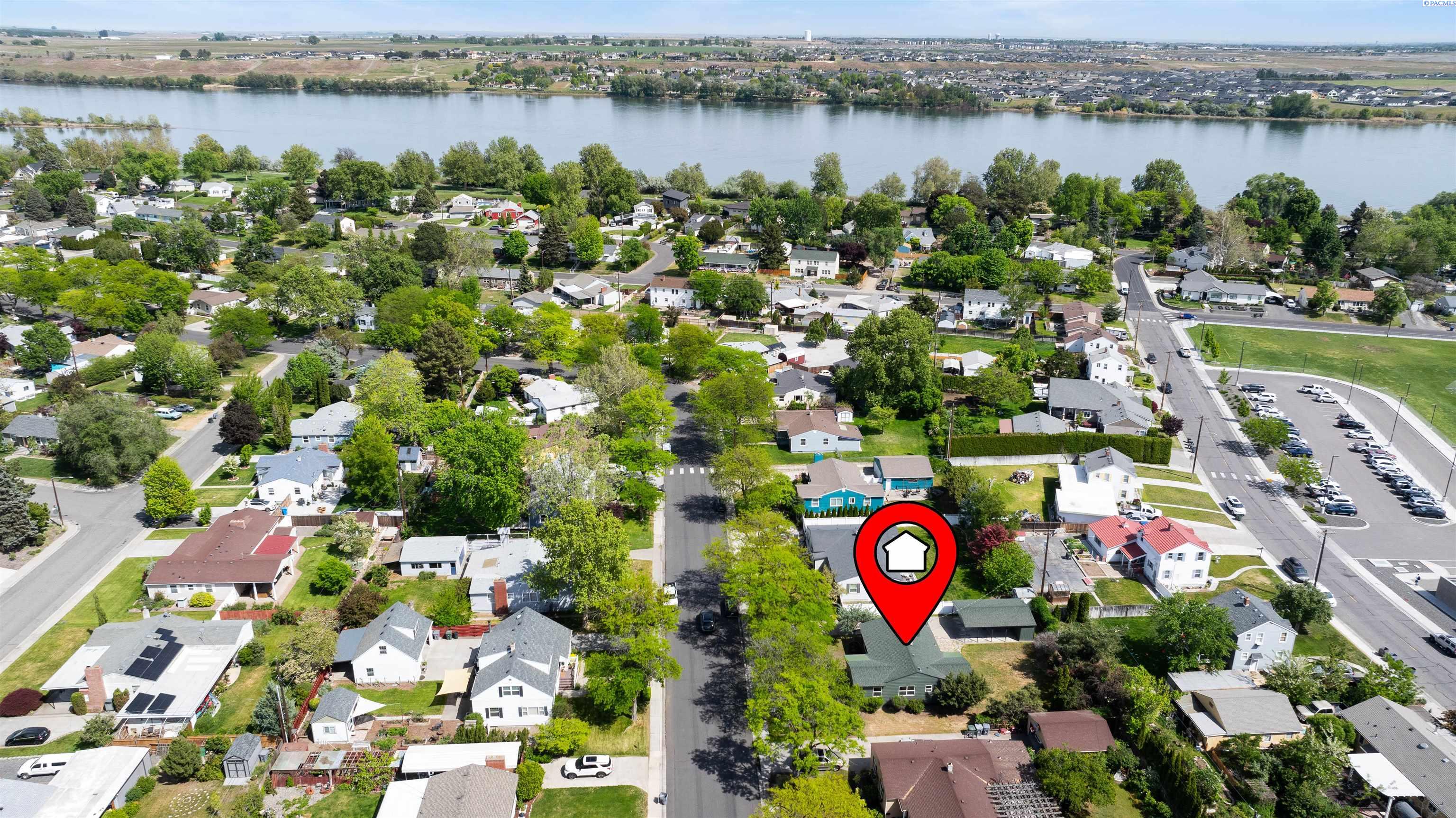 1606 Davison Ave, Richland, WA 99354