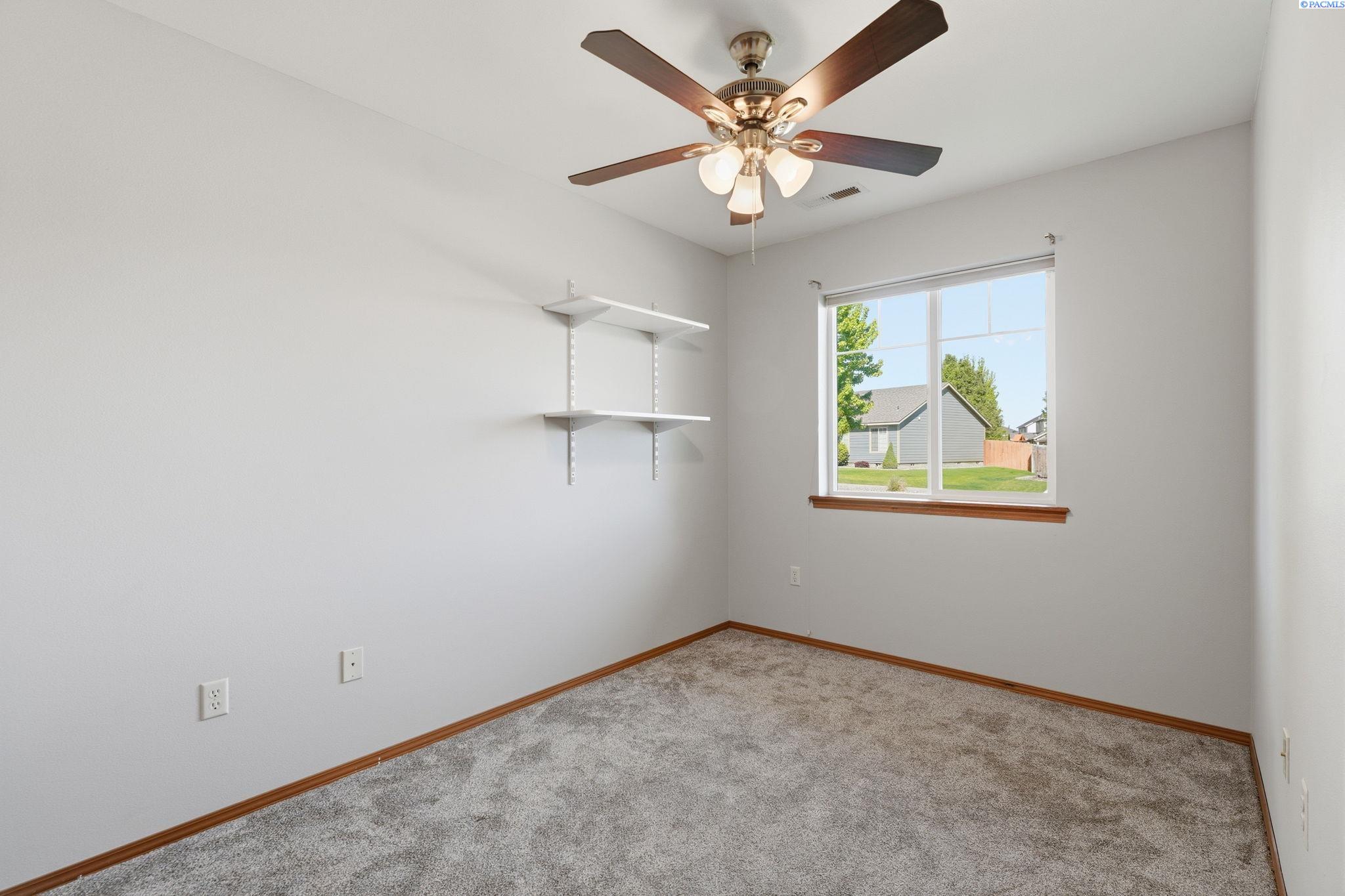 3605 22nd Ave, Kennewick, WA 99338