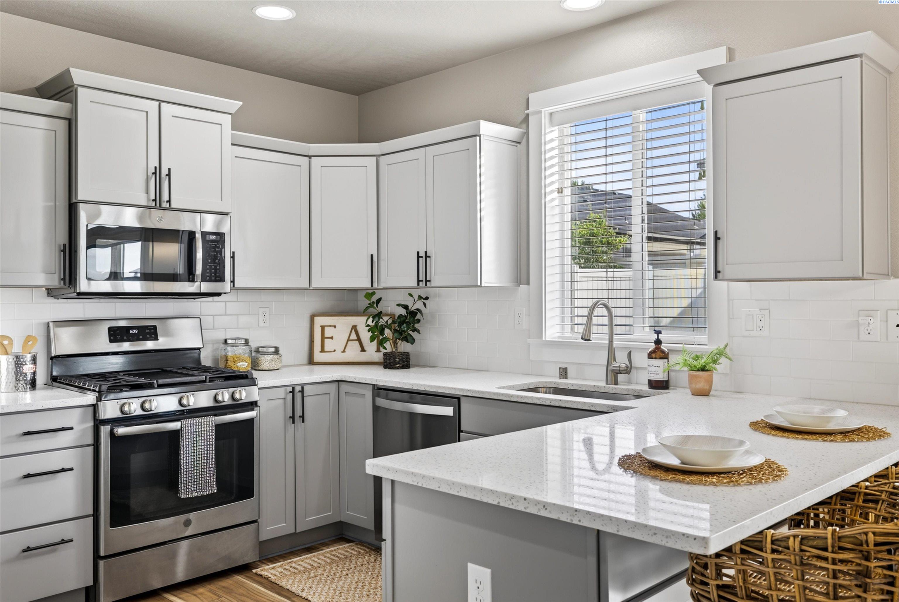 2905 Woodland Pl, Richland, WA 99352
